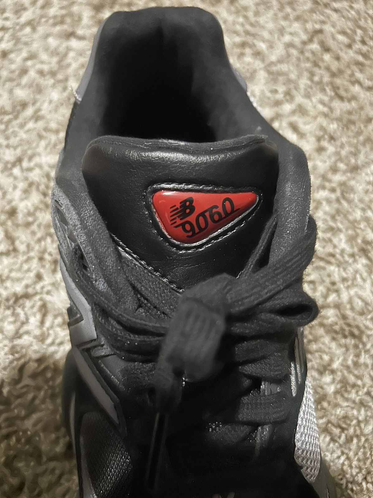 New Balance New Balance 9060 Size US 7 / EU 40 - 9 Thumbnail