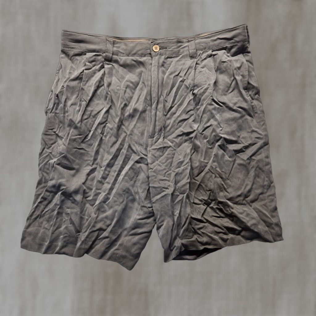 Vintage Jamaica Jaxx Pants Shorts Silk Beige 34 Adult Men 100% Silk Waist 34 Beige Jamaica Jaxx Pants Shorts Silk 34 Men Mens Size US 34 / EU 50 - 1 Thumbnail