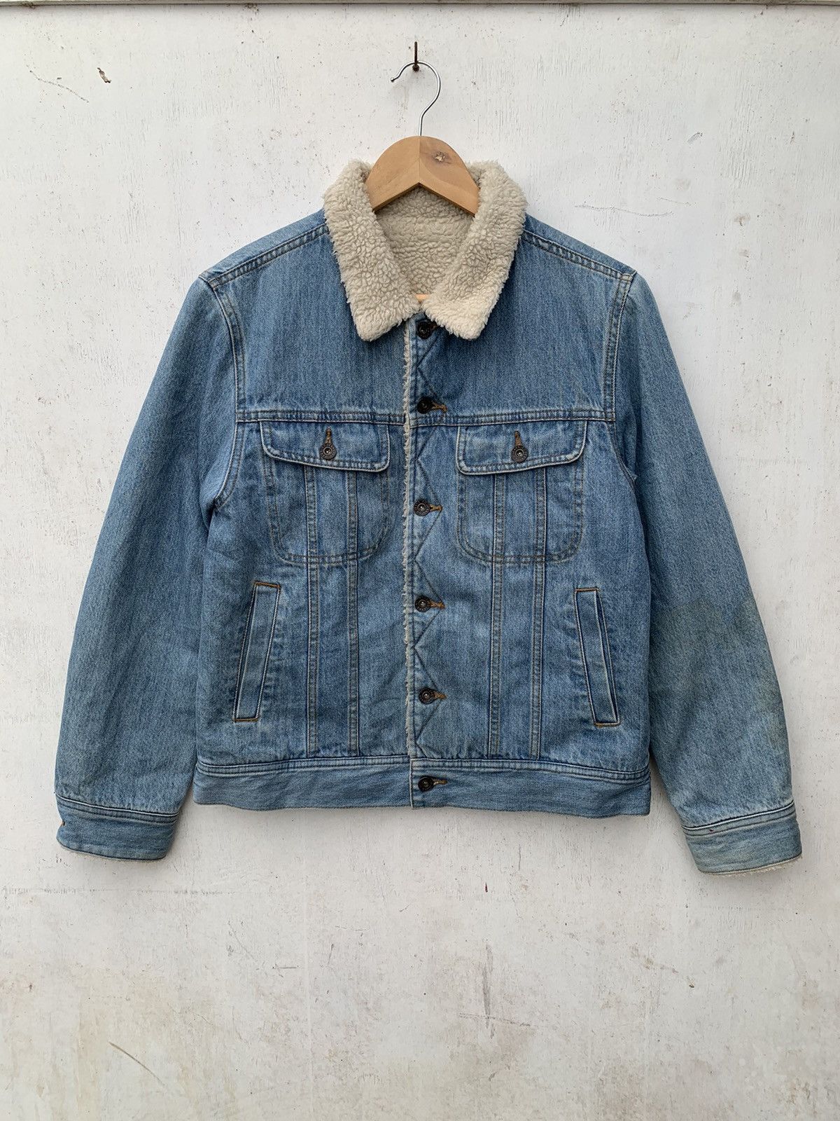 GU 🔥Steals🔥 GU Sherpa Lined Denim Jacket Mens Size US S / EU 44-46 / 1 - 1 Thumbnail