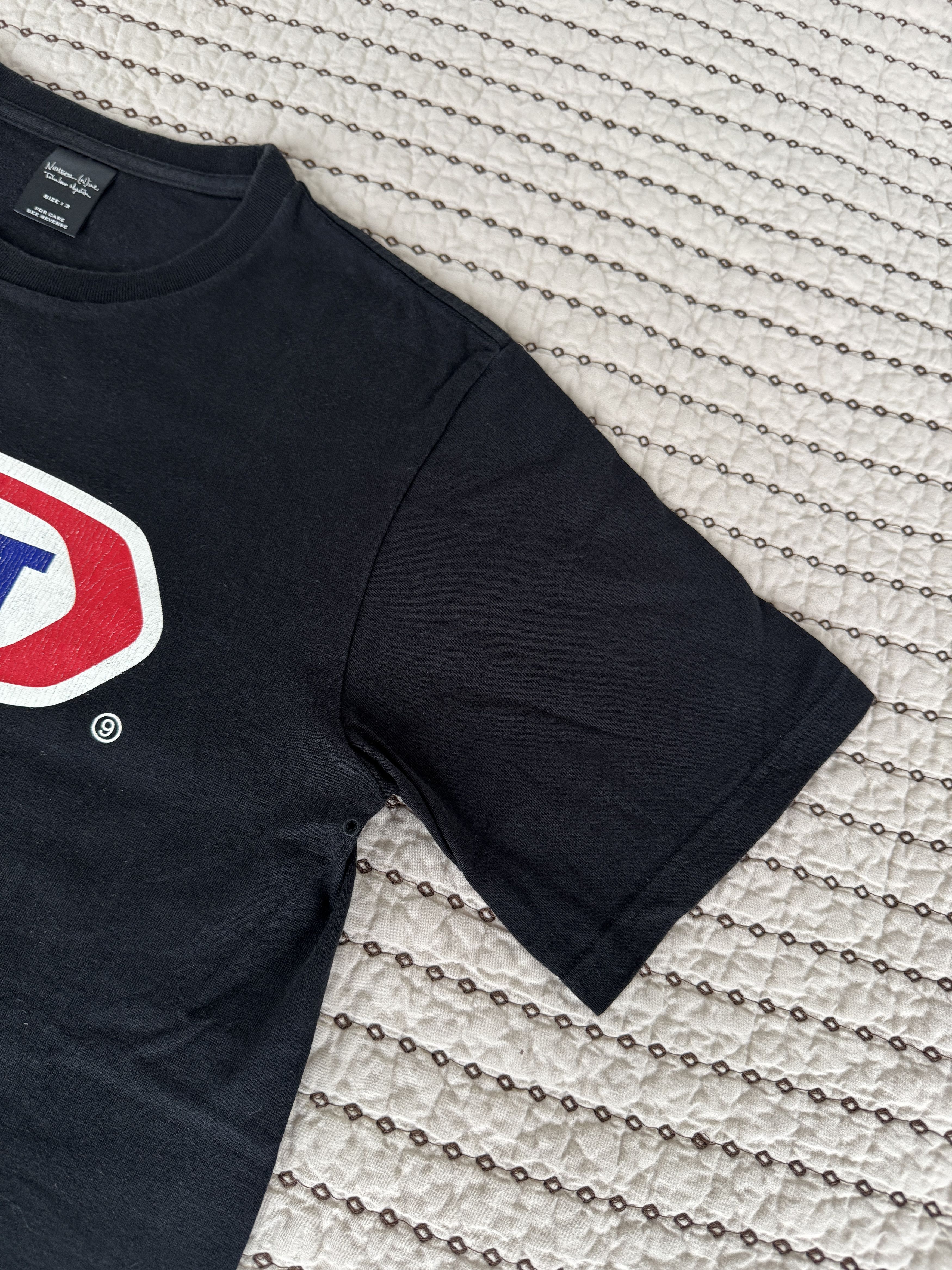 Number (N)ine NUMBER (N)INE - 'KURDT' T-SHIRT BLACK SIZE 3 KRAFT HOMAGE Size US L / EU 52-54 / 3 - 6 Thumbnail