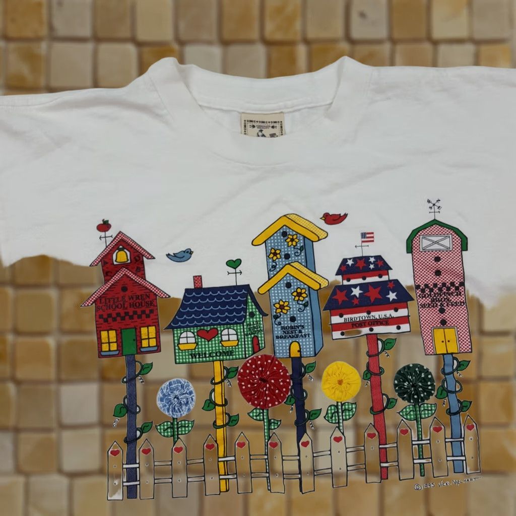 Vintage VINTAGE Alore T-Shirt Unisex Adults 90s Bird Flower White Size S USA Made Graphic Print Size US S / EU 44-46 / 1 - 1 Thumbnail
