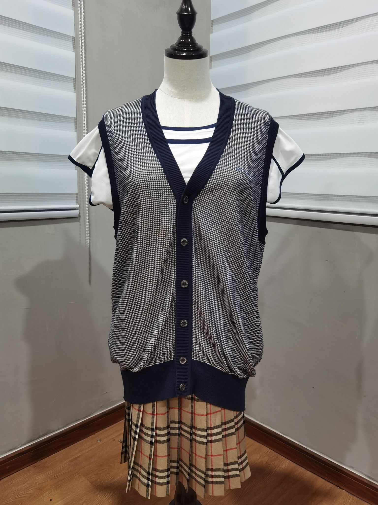 Burberry BURBERRY GOLF cardigan unisex M 7218 Size 36R - 2 Thumbnail