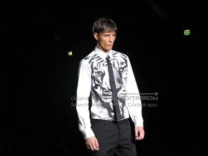 Dsquared2 Dsquared2 Tiger Print Long Sleeve Shirt. Size US M / EU 48-50 / 2 - 8 Thumbnail