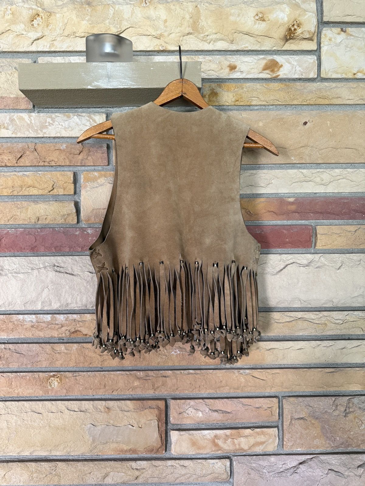 Vintage Vintage 70s Suede Fringe Western Vest Size XS / US 0-2 / IT 36-38 - 2 Thumbnail