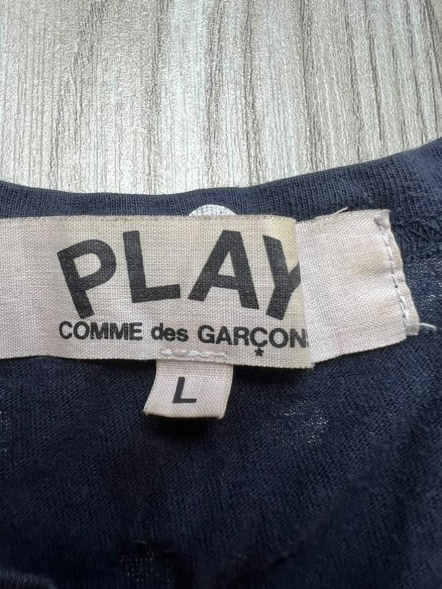 Comme des Garcons Comme Des Garcons PLAY Basic Love Polkadot Longsleeve Tee Size L / US 10 / IT 46 - 3 Thumbnail
