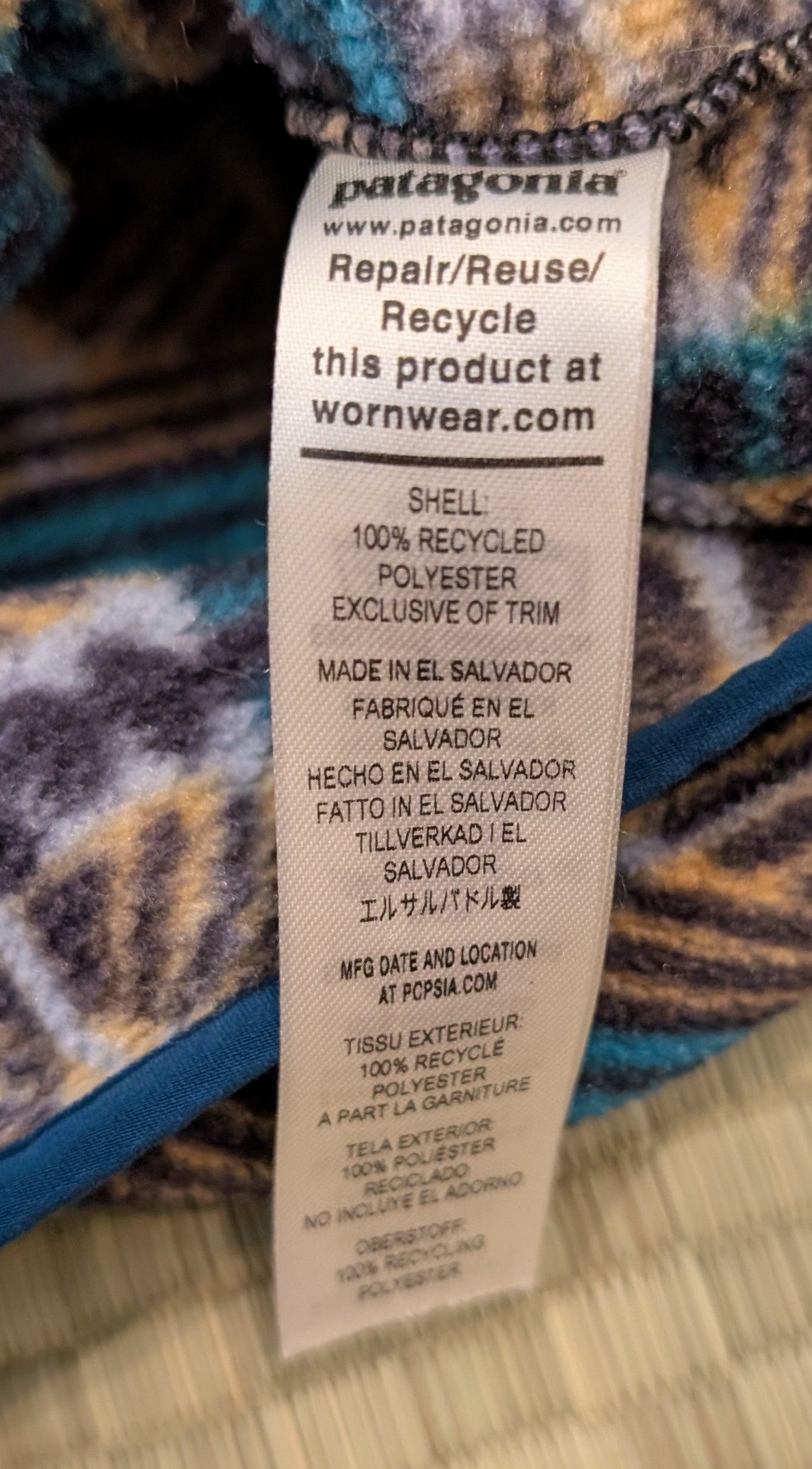 Patagonia RARE Patagonia Synchilla Snap T Fleece Snow Beam Pattern Size M / US 6-8 / IT 42-44 - 4 Thumbnail