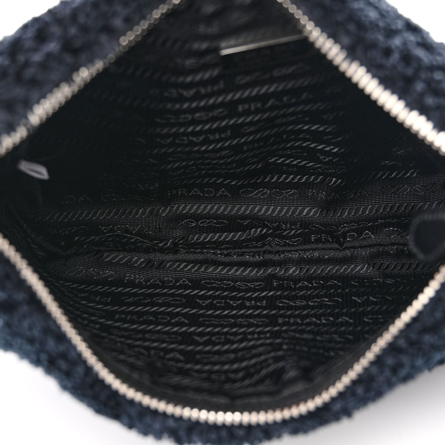 Prada o1srvl11e0724 Size: OS / Tote Bag in Black Size ONE SIZE - 7 Thumbnail