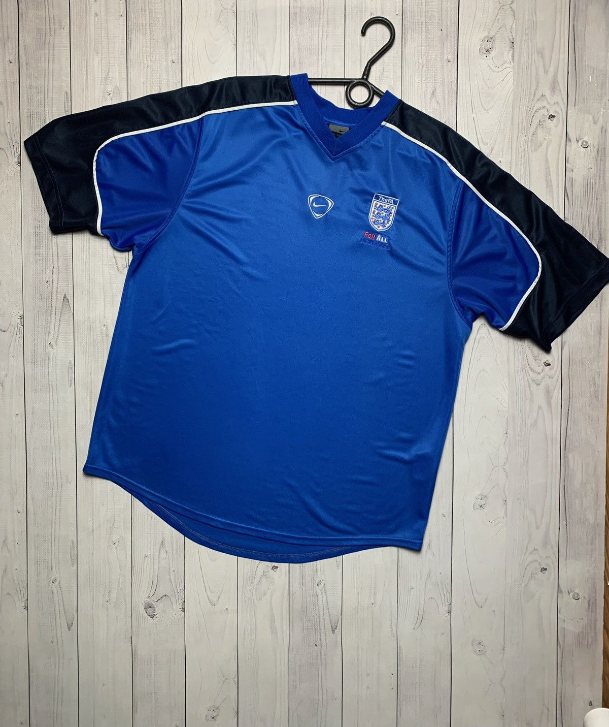 Nike × Vintage Vintage Nike England soccer jersey logo Size US L / EU 52-54 / 3 - 1 Thumbnail