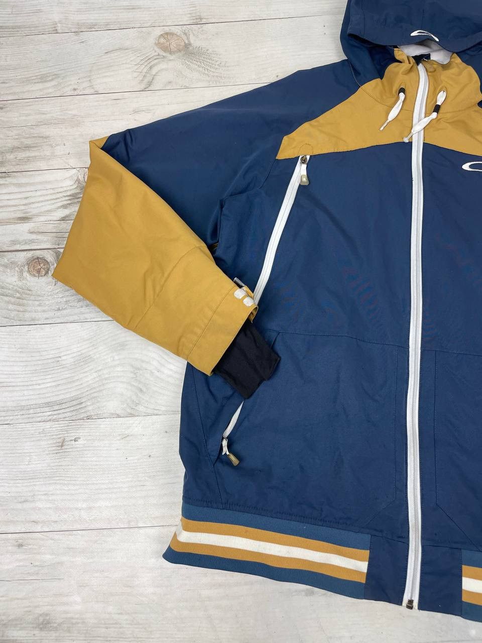 Oakley Oakley Ski Jacket Waterproof Big Logo Nylon Gorpcore Size US L / EU 52-54 / 3 - 4 Thumbnail
