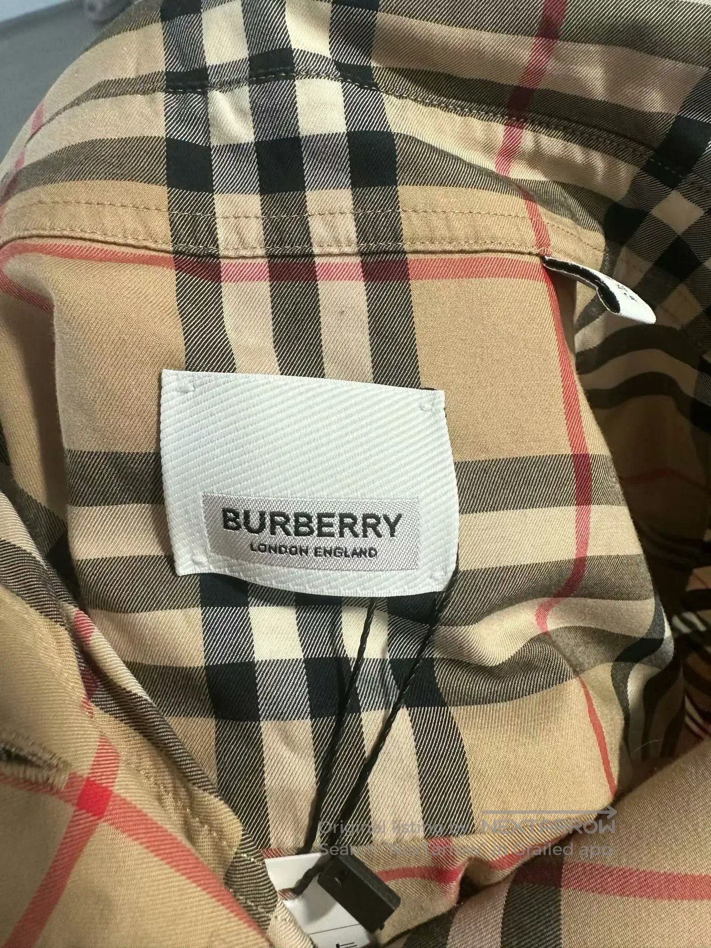 Burberry Burberry Plaid Button-Up Shirt Size UK10. Size M / US 6-8 / IT 42-44 - 5 Thumbnail
