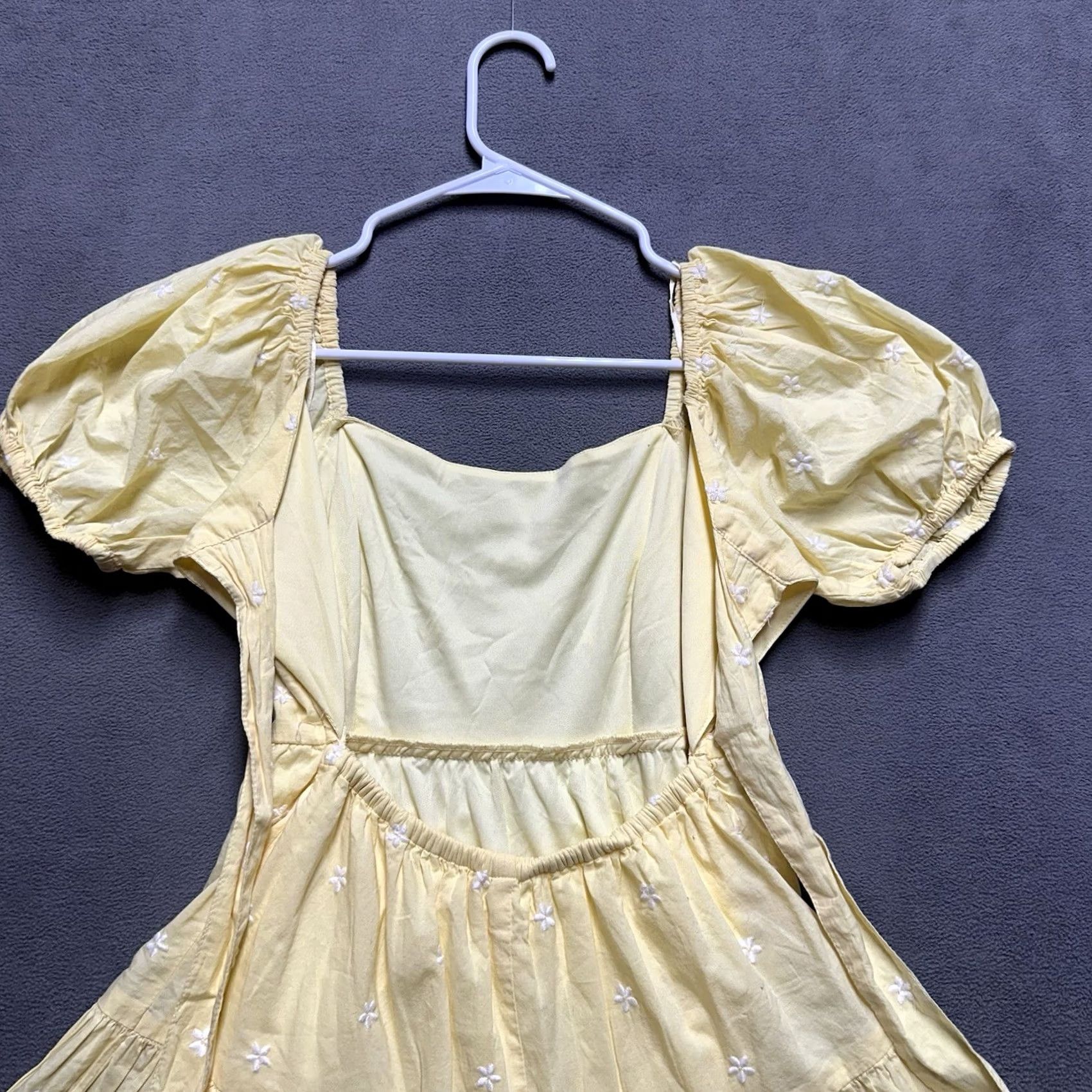 Jessica Simpson Jessica Simpson Mini Dress Womens S Yellow Embroidered Puff Sleeve Casual Scoop Neck Size S / US 4 / IT 40 - 4 Thumbnail