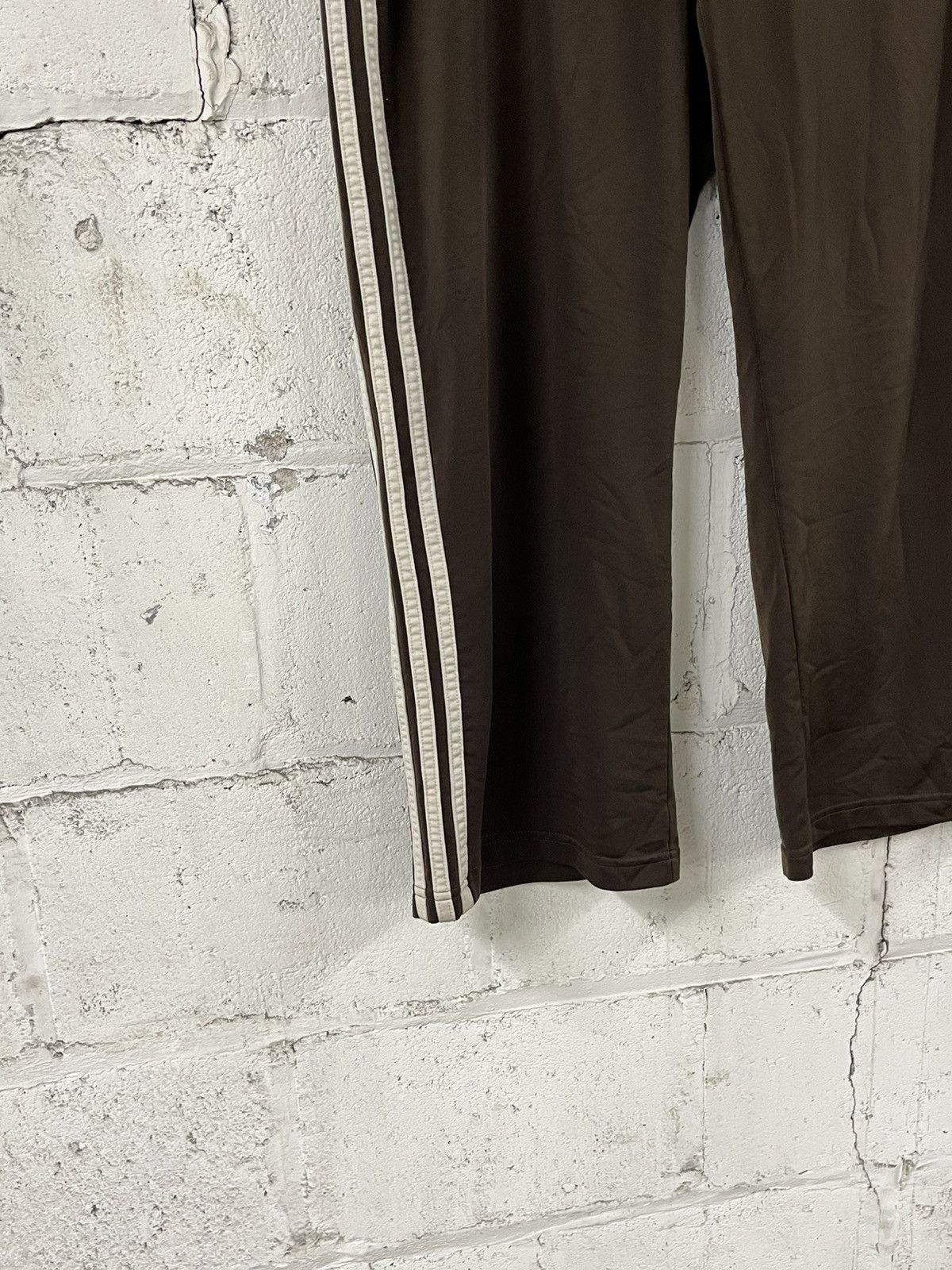 Adidas Adidas track pants baggy fit wide leg vintage mocha brown Size US 34 / EU 50 - 4 Thumbnail
