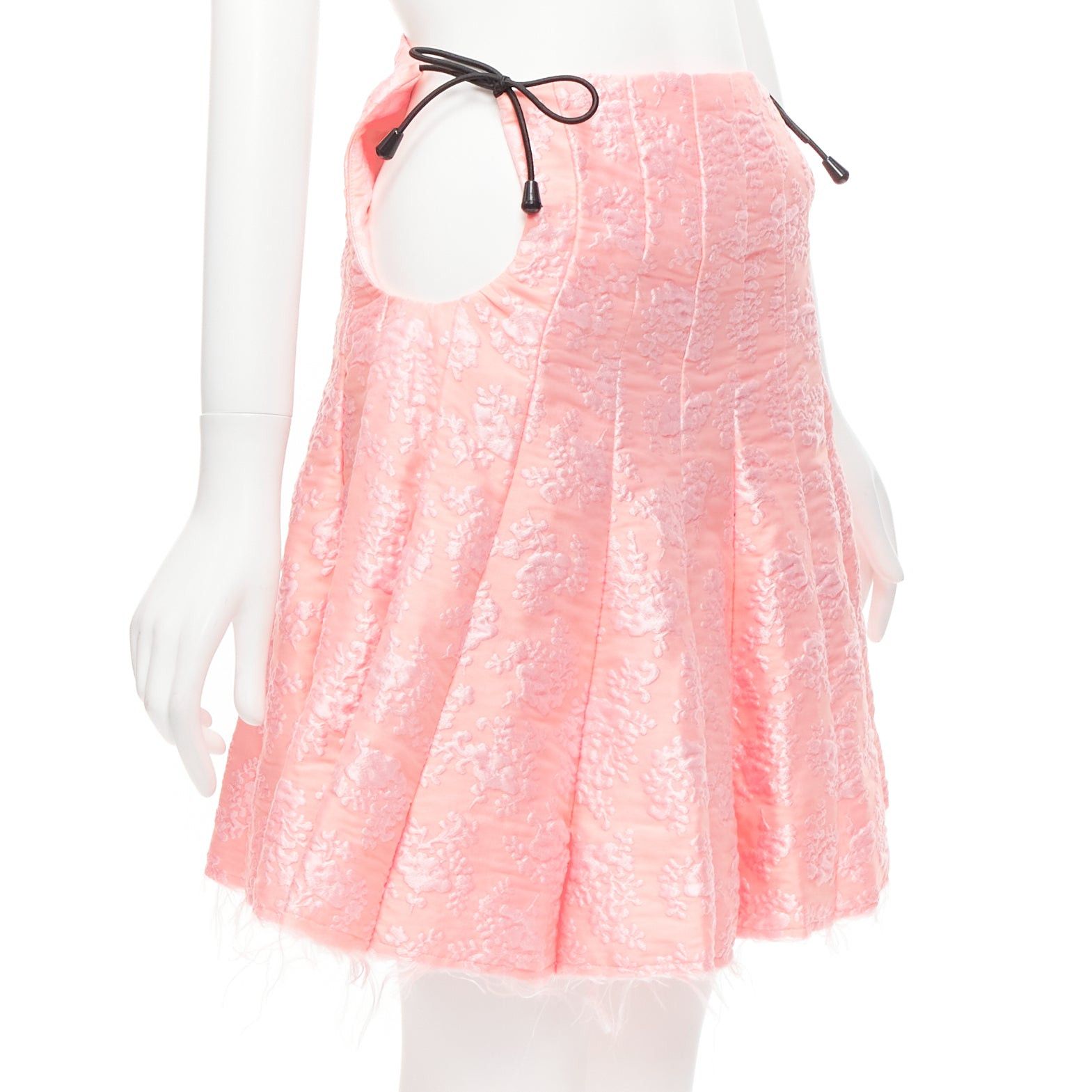 Shushu/Tong SHU SHU TONG light pink cloque bungee cord cut out waist flared skirt UK6 XS Size 26" / US 2 / IT 38 - 1 Thumbnail