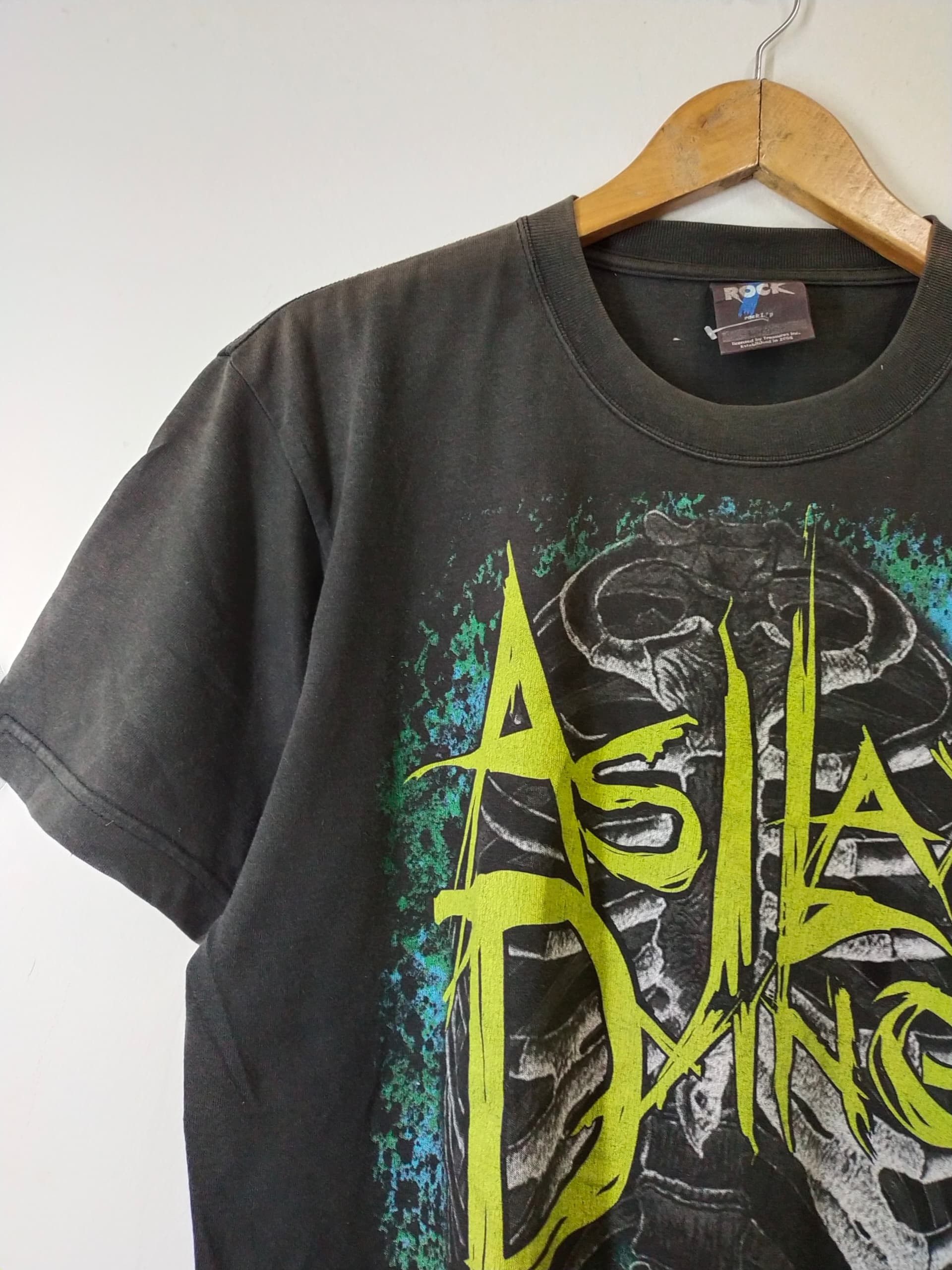 Band Tees Vintage As I Lay Dying Metal band tees sunfaded distressed Size US L / EU 52-54 / 3 - 4 Thumbnail