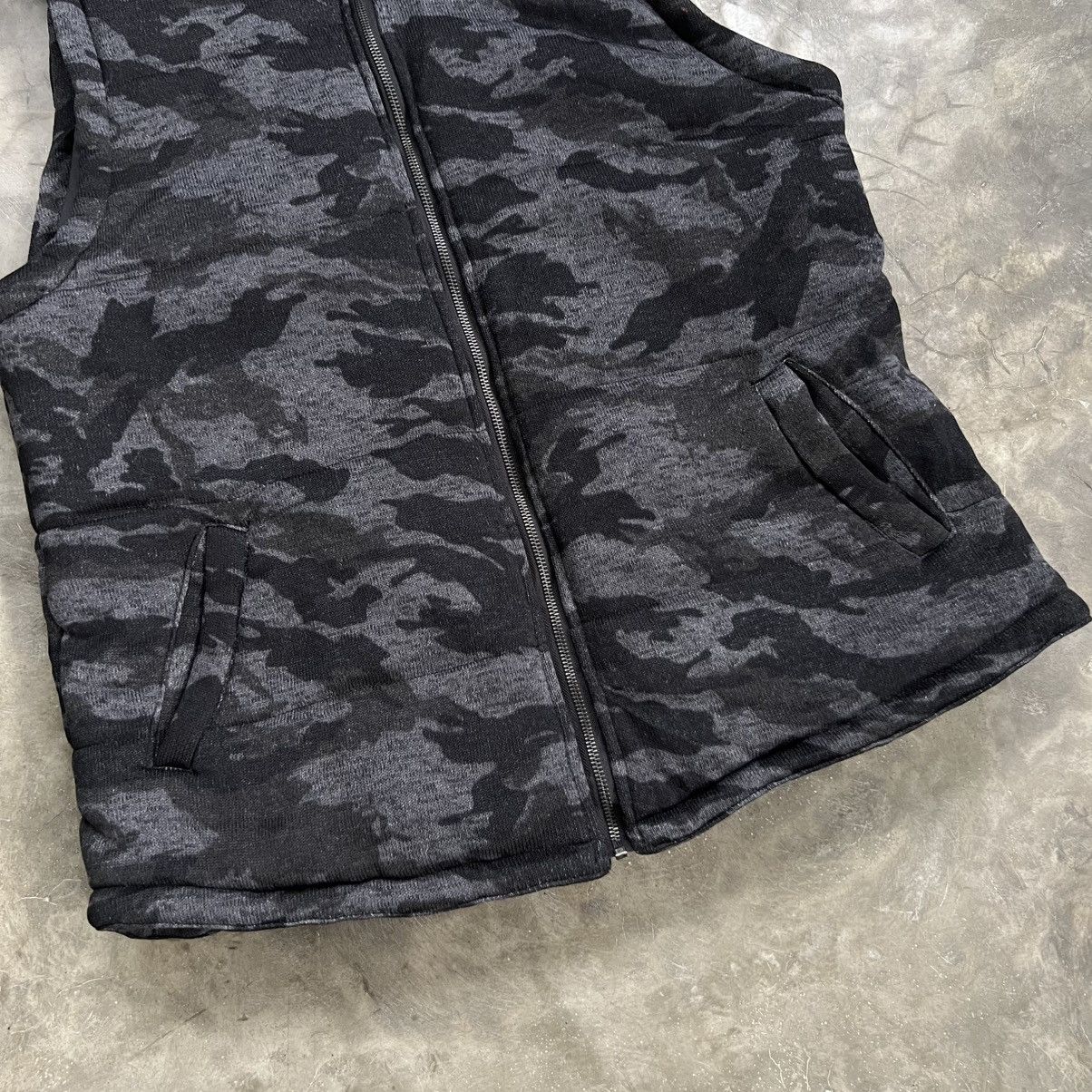 In The Attic 2000s In The Attic Homme Padded Camo Zip Vest Jacket Size US XL / EU 56 / 4 - 4 Thumbnail