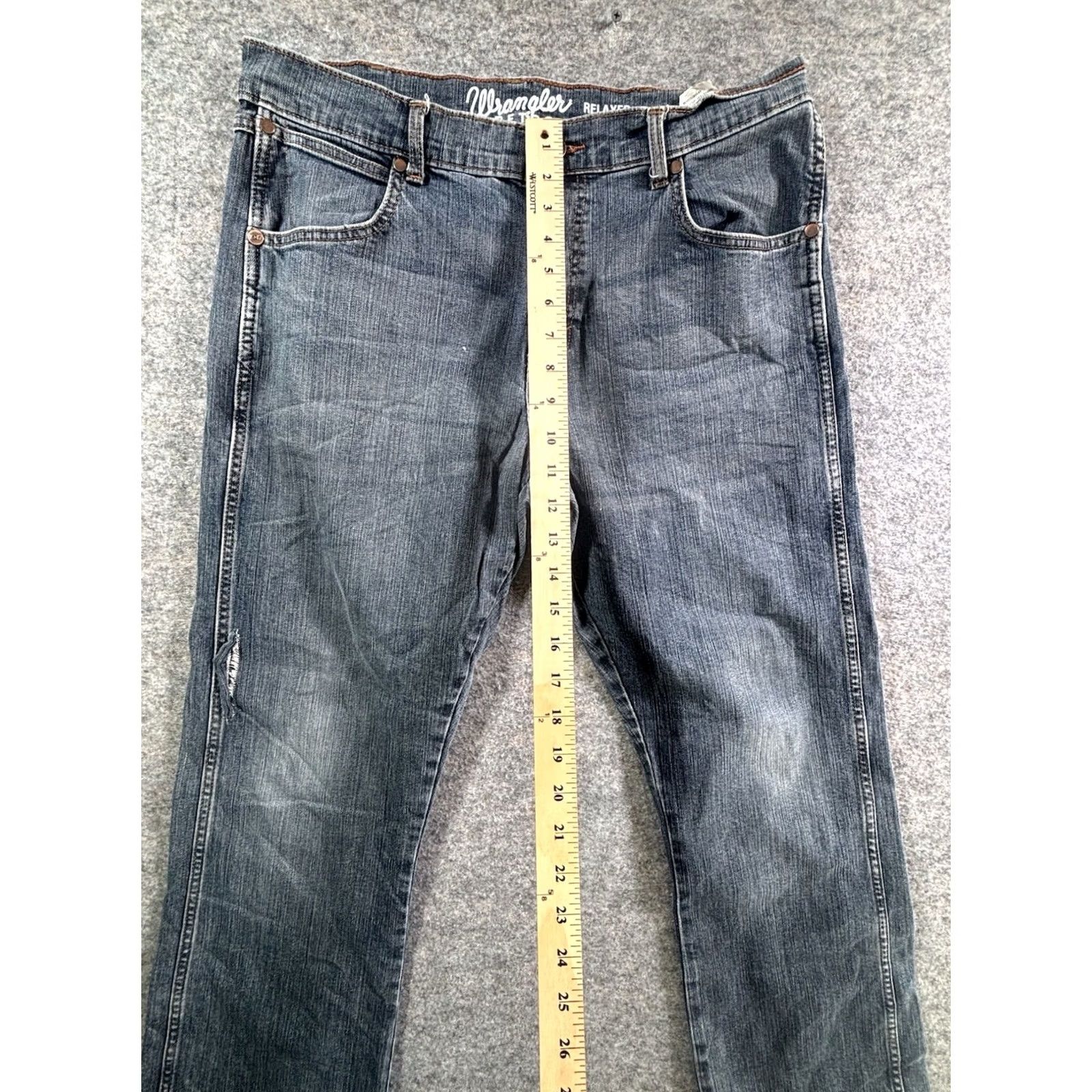 Wrangler Wrangler Retro Jeans Men's Cowboy Workwear Relaxed Bootcut 33x34 Denim Blue Distressed 5-Pocket Jeans Regular Mens Size US 33 - 7 Thumbnail