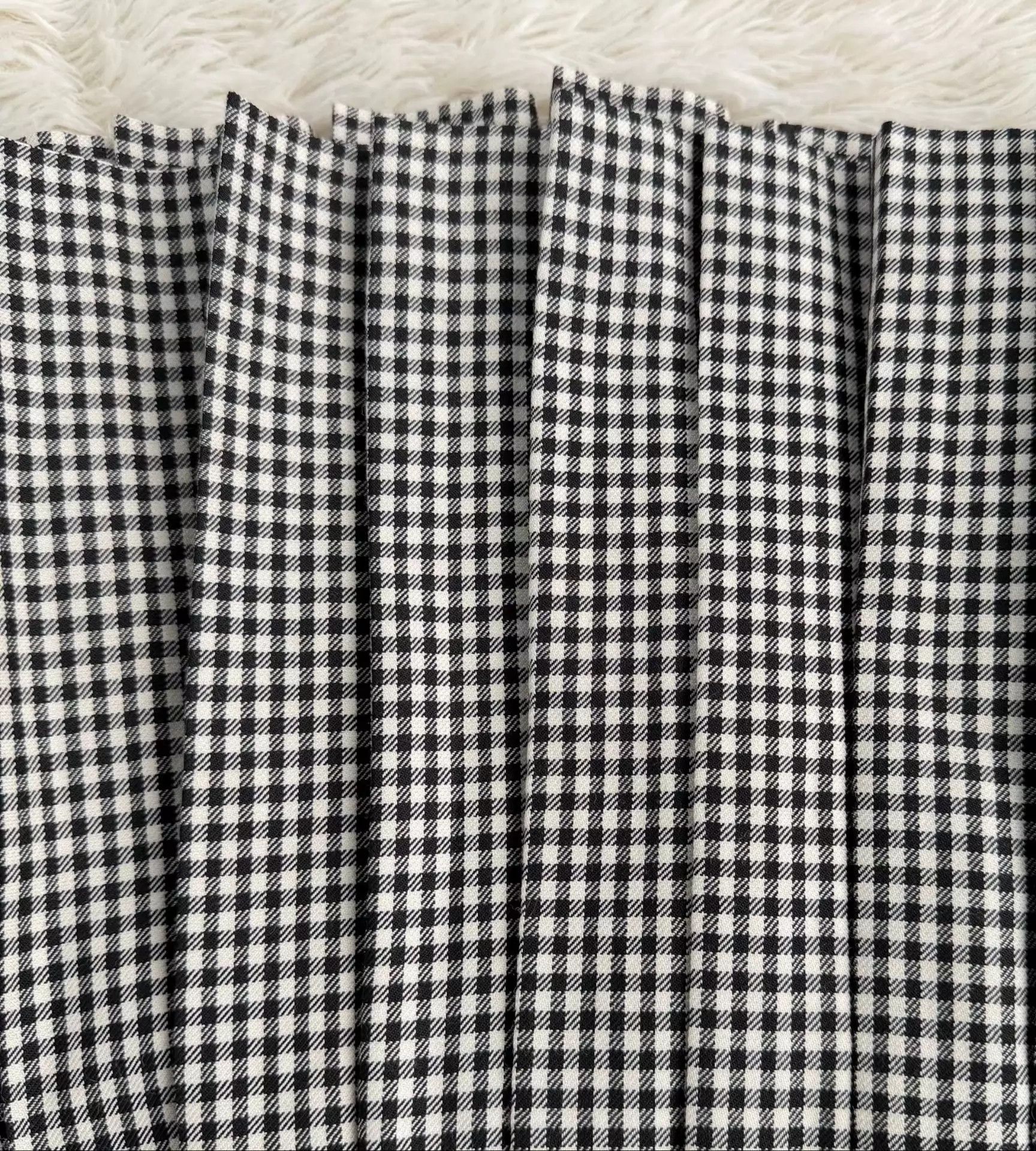 Miu Miu MIU MIU Plaid Pleated Skirt 38 New With Tags Size 26" / US 2 / IT 38 - 8 Thumbnail