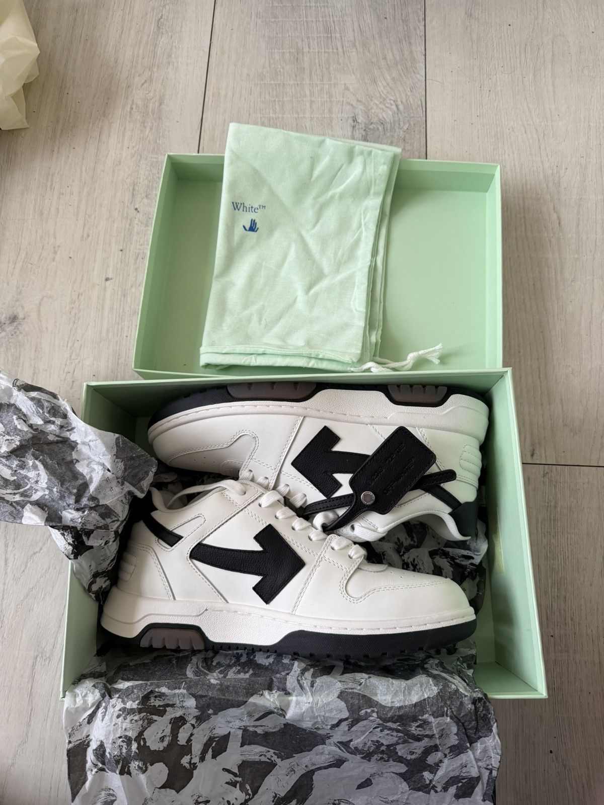Off-White Off White Out Off Office Whute Black Size US 7 / EU 40 - 1 Thumbnail