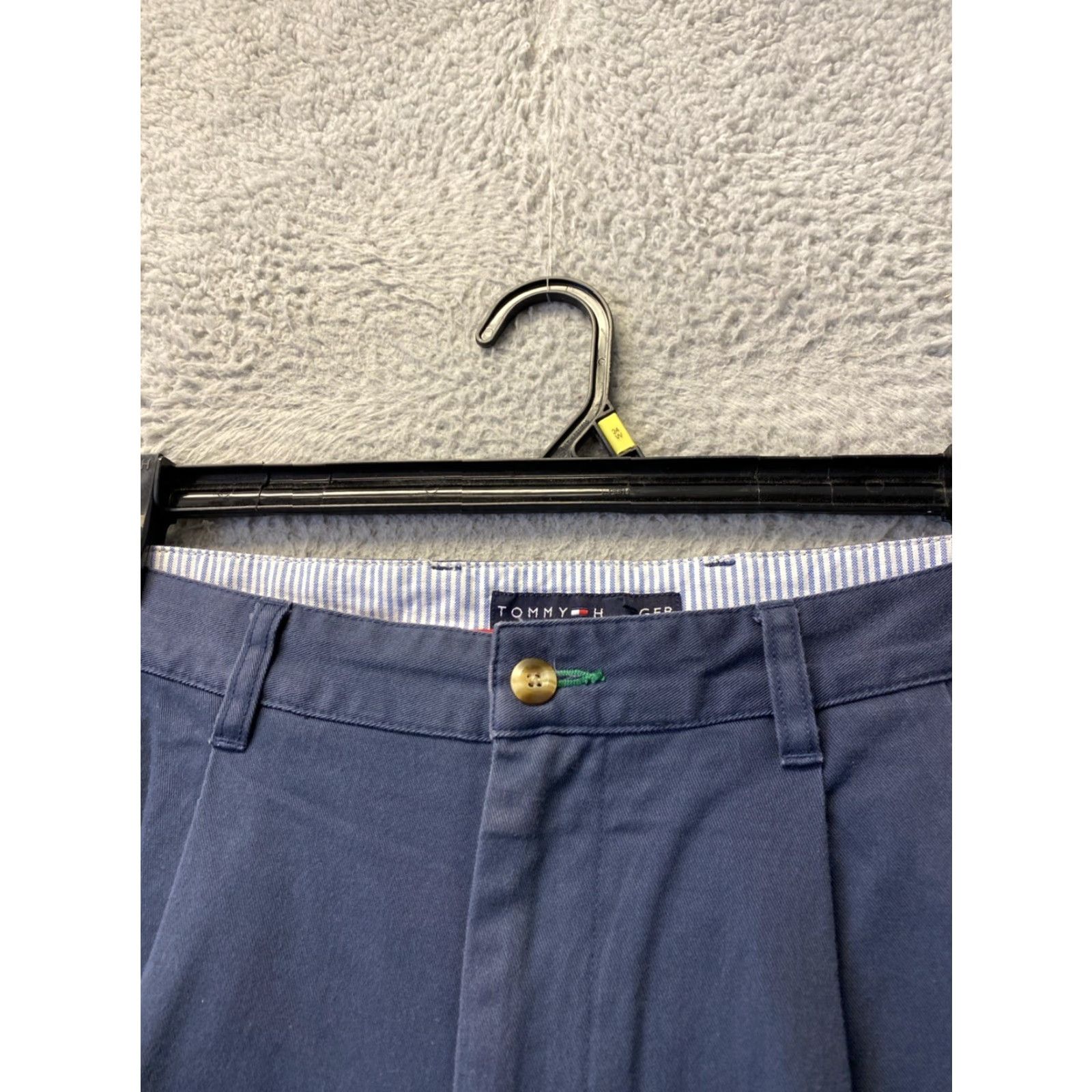 Tommy Hilfiger Tommy Hilfiger Pants Mens 33x32 Chino Straight Leg Flat Front Navy navy faded Blue Casual Mens Slim Fit Button Zipper Pockets Cotton Size US 33 - 2 Thumbnail
