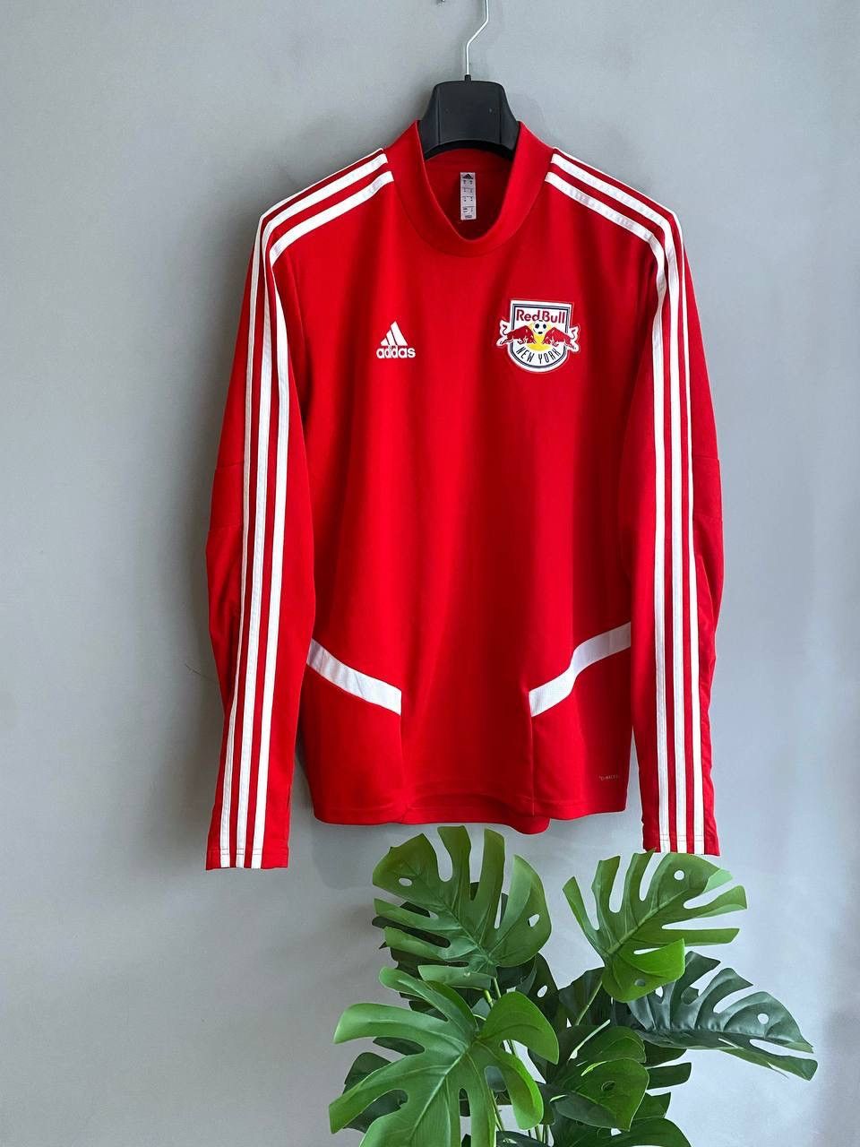 Adidas FC New York Red Bulls MLS Soccer Training Long Sleeve Size M Size US M / EU 48-50 / 2 - 1 Thumbnail