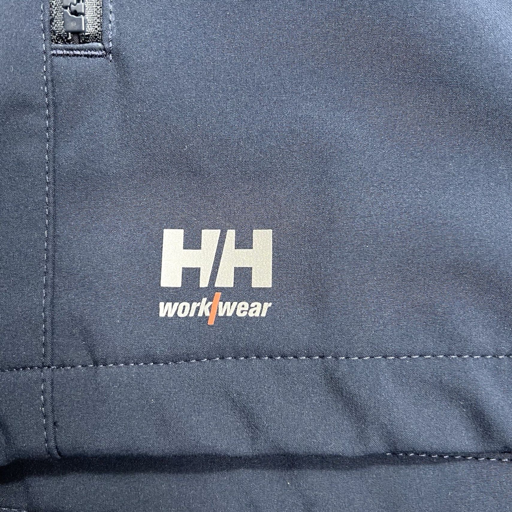 Helly Hansen VINTAGE? None. Size US L / EU 52-54 / 3 - 6 Thumbnail