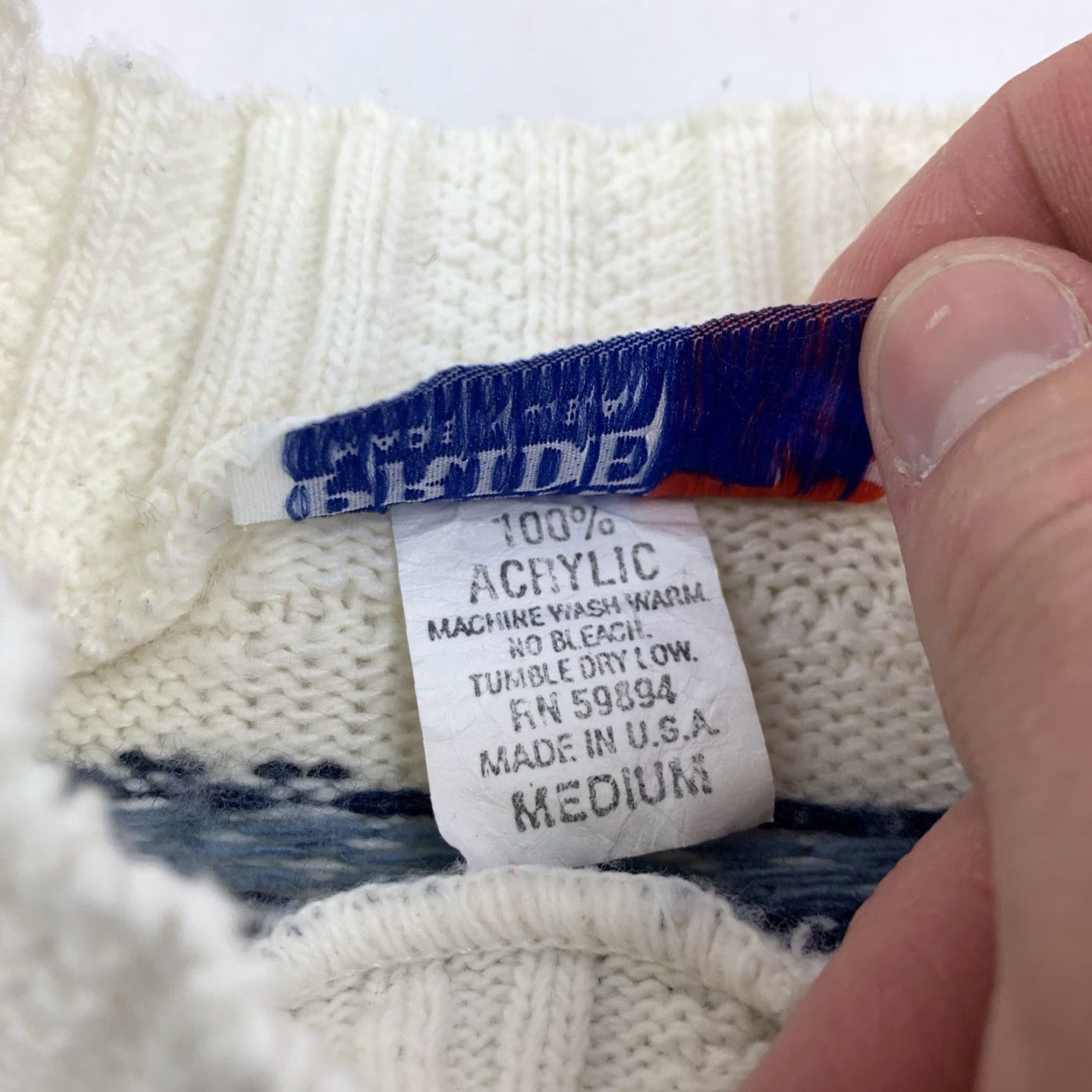 Vintage VINTAGE American Pride Sweater Womens M White Blue Knit Pullover Crewneck 90s 80s Pullover Womens Size M / US 6-8 / IT 42-44 - 4 Thumbnail