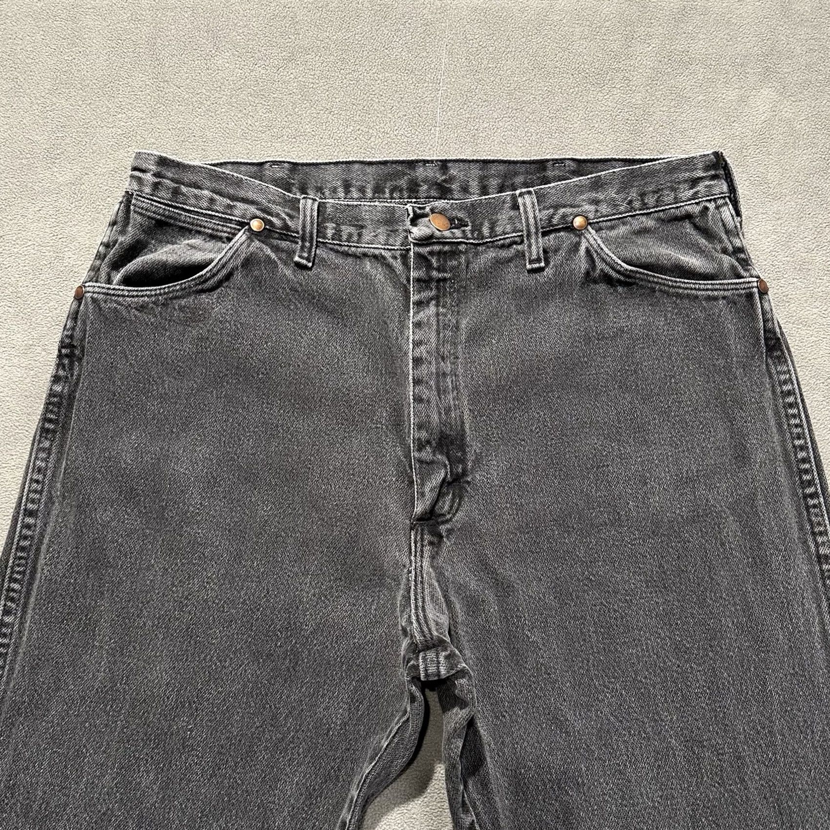 Wrangler Wrangler Jeans Cowboy Cut Original Fit Gray Denim 13MWZWK Mens 36x36 (35x34) GUC Size US 36 / EU 52 - 3 Thumbnail