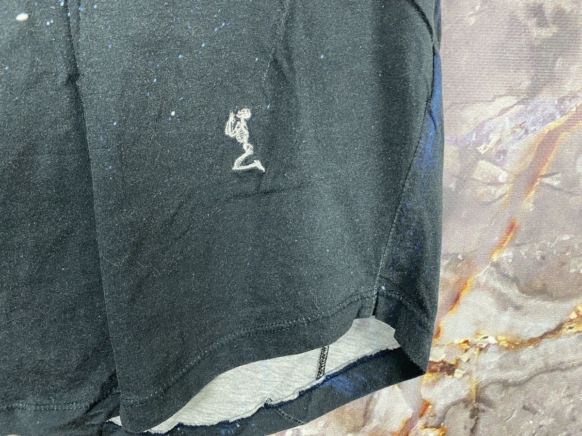Vintage Women’s Religion We Like In Back T-Shirt Streetwear Size S Size S / US 4 / IT 40 - 4 Thumbnail