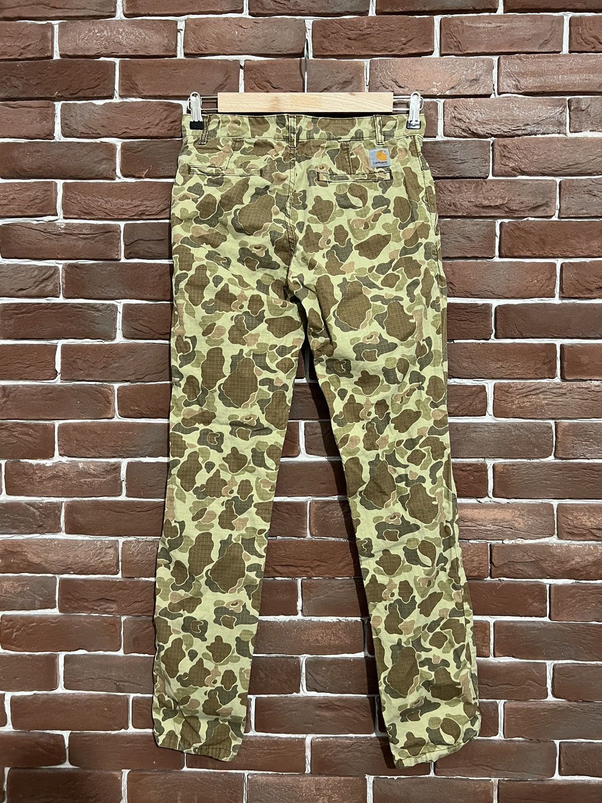 Carhartt Vintage 00s Carhartt Work Camo Pants Hype Streetwear xstuff Size US 28 / EU 44 - 1 Thumbnail