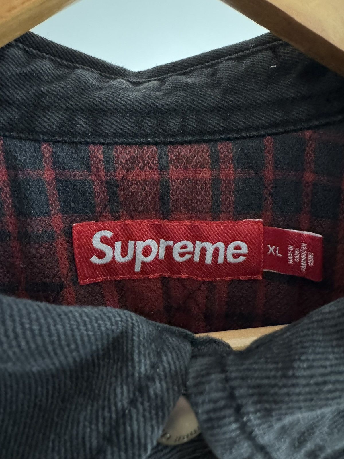 Supreme Supreme quilted lined denim snap shirt Size US XL / EU 56 / 4 - 3 Thumbnail