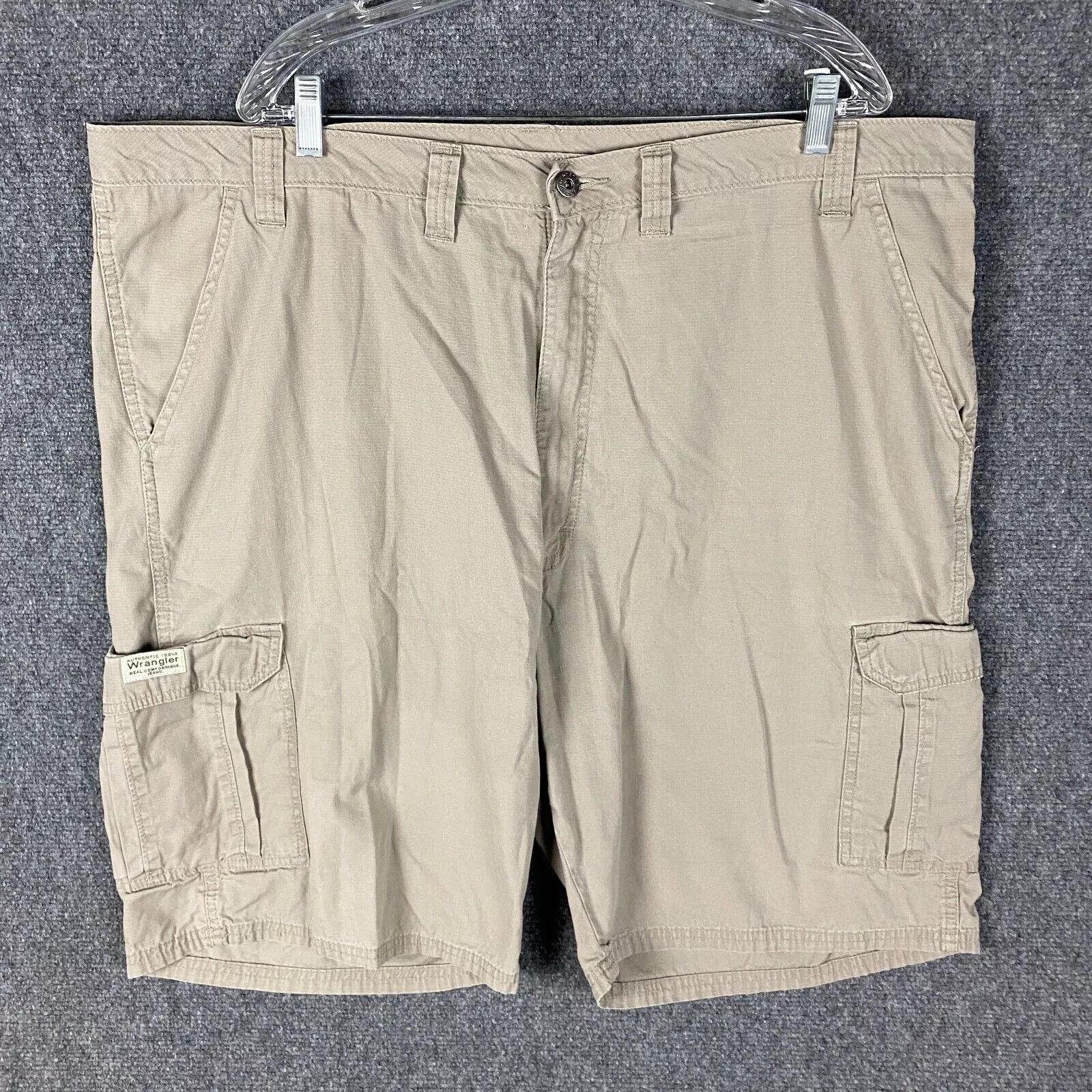 Wrangler Wrangler Cargo Shorts Men's 44 Cotton Adults Outdoors Hiking Size US 44 / EU 60 - 1 Thumbnail