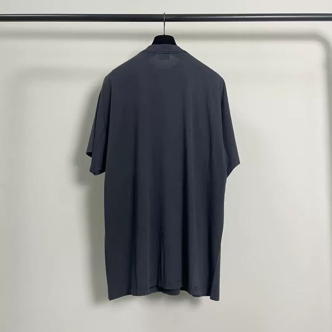 Balenciaga Balenciaga Vintage Style Short Sleeve T-shirt Size US S / EU 44-46 / 1 - 2 Thumbnail