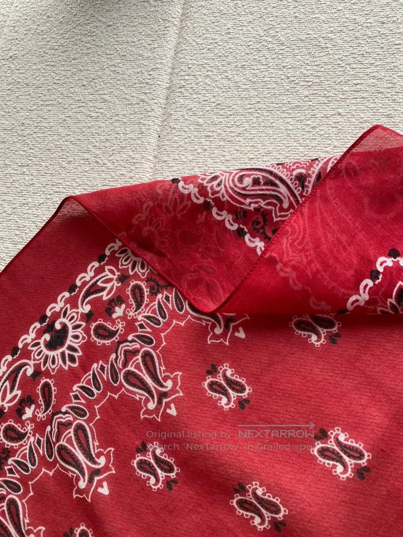 Saint Laurent Paris Saint Laurent Paris Red Paisley patterned square scarf Size ONE SIZE - 3 Thumbnail