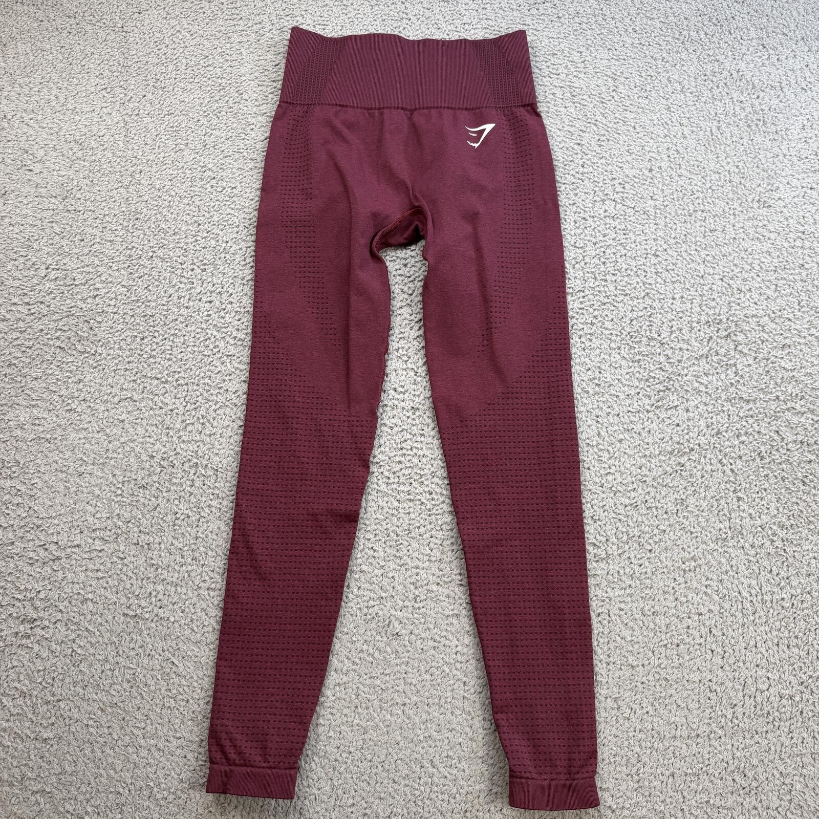 Gymshark Gymshark Seamless High Rise Cropped Leggings Burgundy XS Size 26" / US 2 / IT 38 - 1 Thumbnail