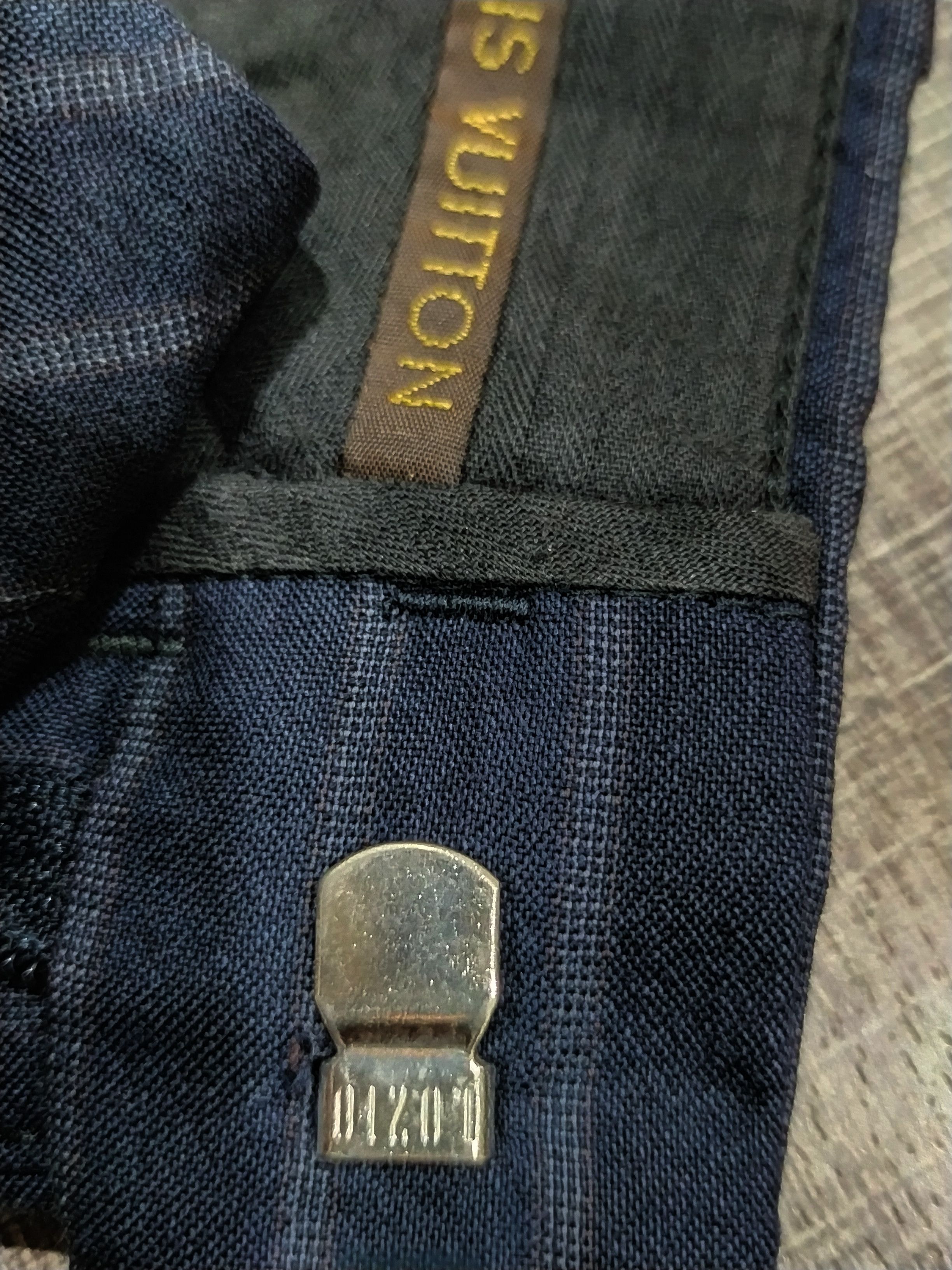 Louis Vuitton × Vintage 🔥 VINTAGE LOUIS VUITTON CASUAL STRIPED MAN PANTS Size US 32 / EU 48 - 9 Thumbnail