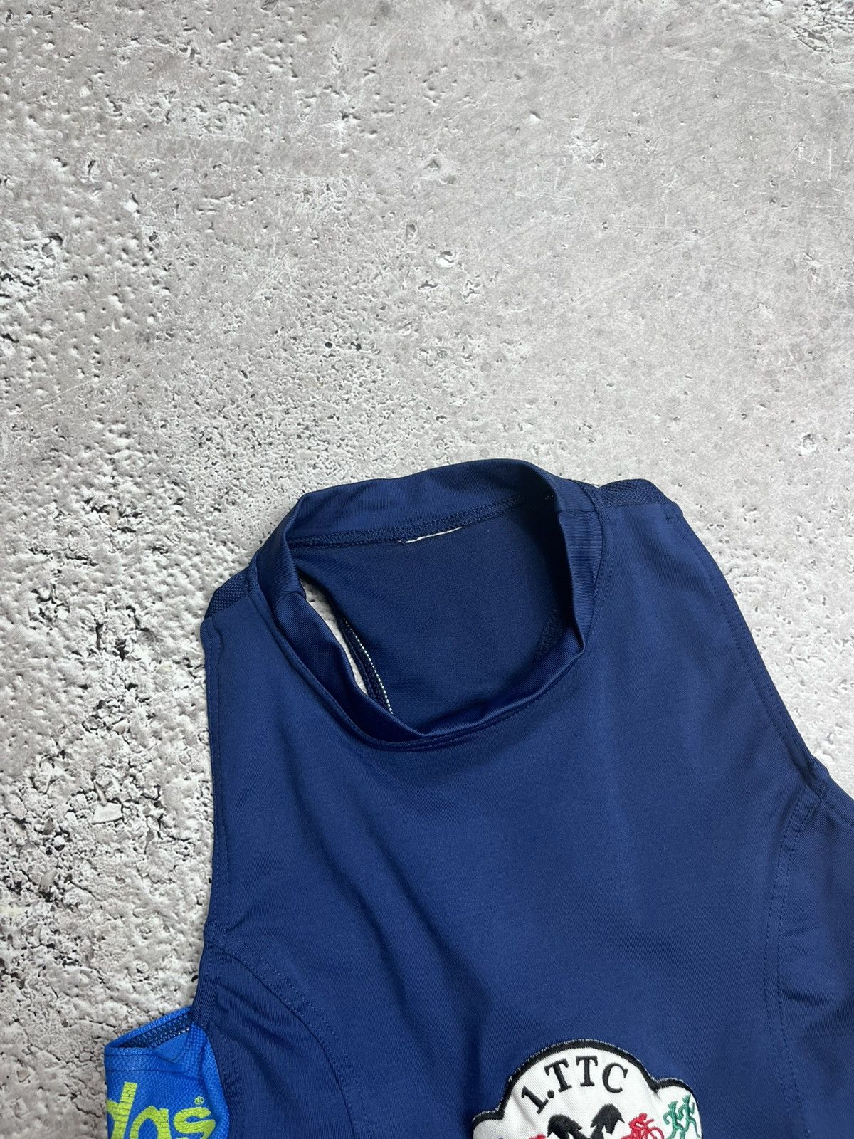 Adidas Vintage Adidas 1.TTC Innsbruck Sports Bra Top XS Women Size XS / US 0-2 / IT 36-38 - 9 Thumbnail