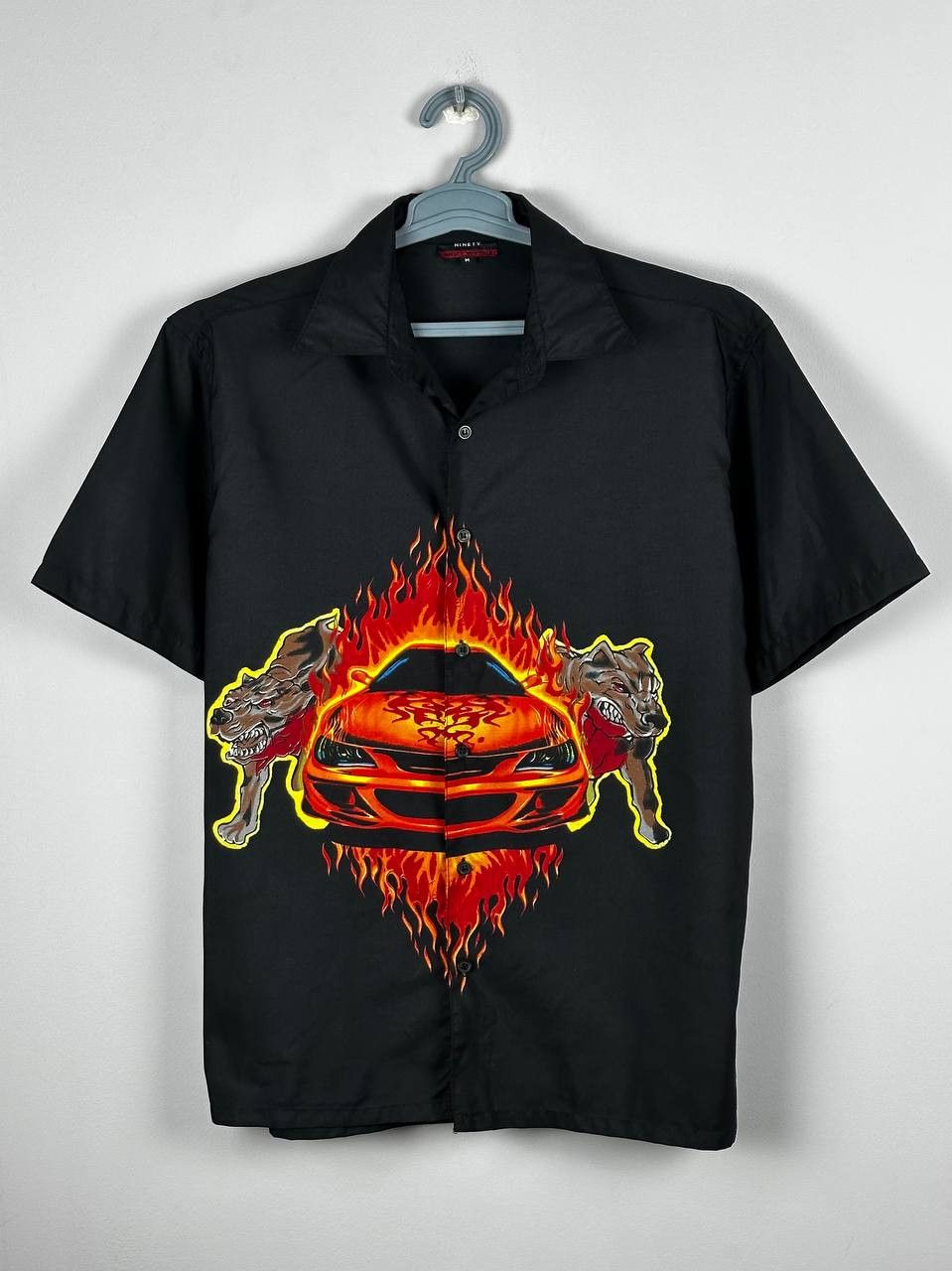 Japanese Brand Japanese Black Avant Garde Flames Dogs Car Shirt Size US M / EU 48-50 / 2 - 1 Thumbnail
