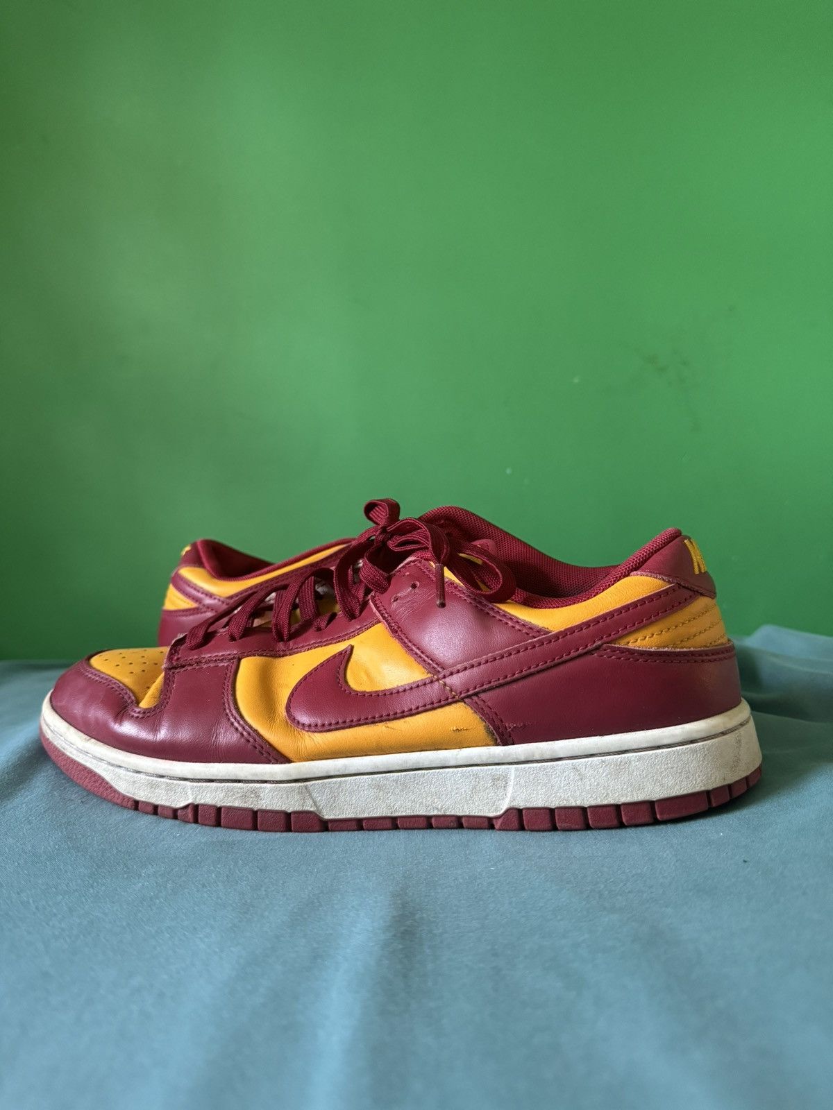 Nike Nike Dunk Low Midas Gold 2022 Size US 10.5 / EU 43-44 - 1 Thumbnail
