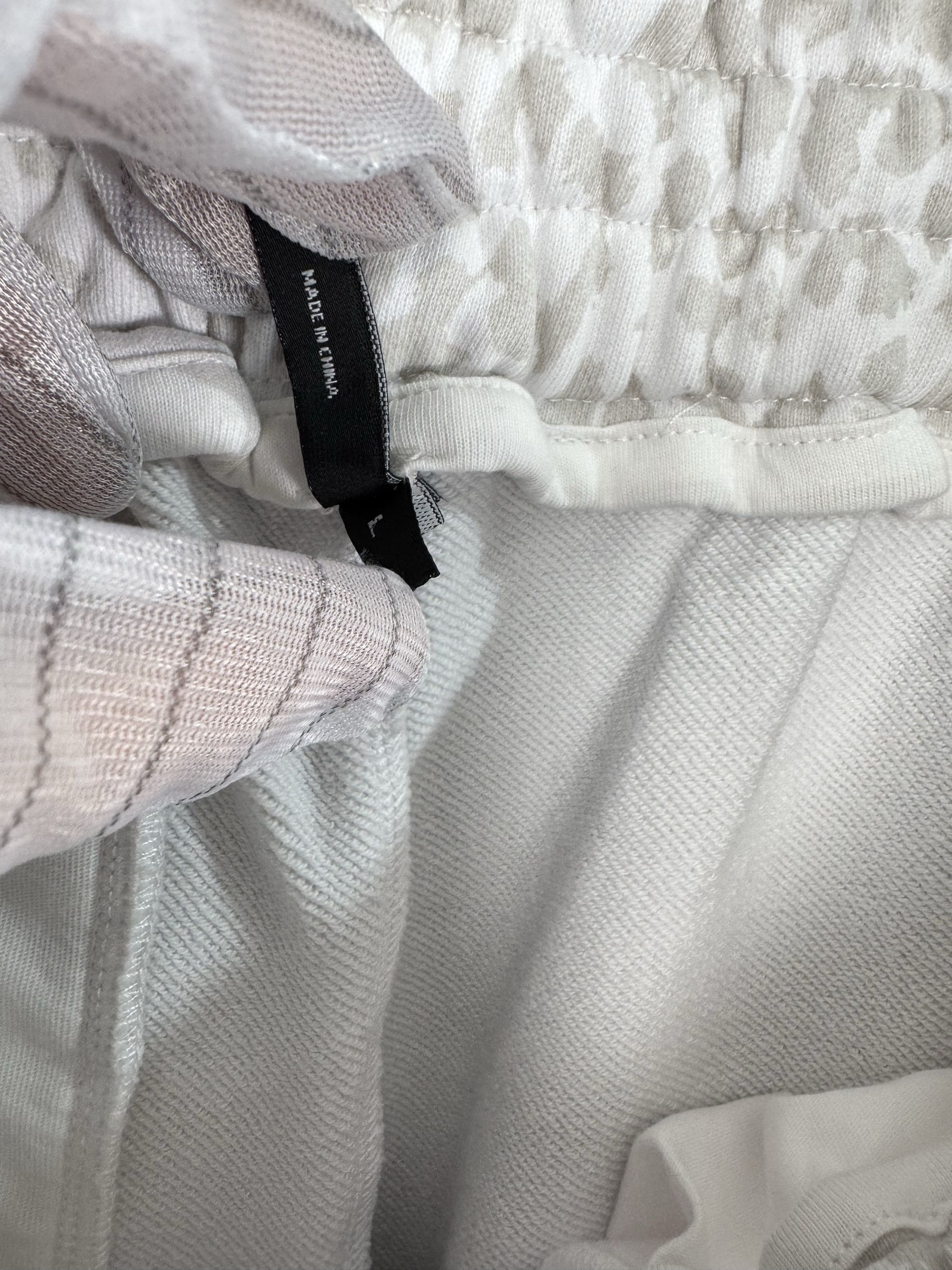 Stampd UNWORN* Faded Leopard Print Joggers Gothic Font SIZE L Size US 34 / EU 50 - 6 Thumbnail