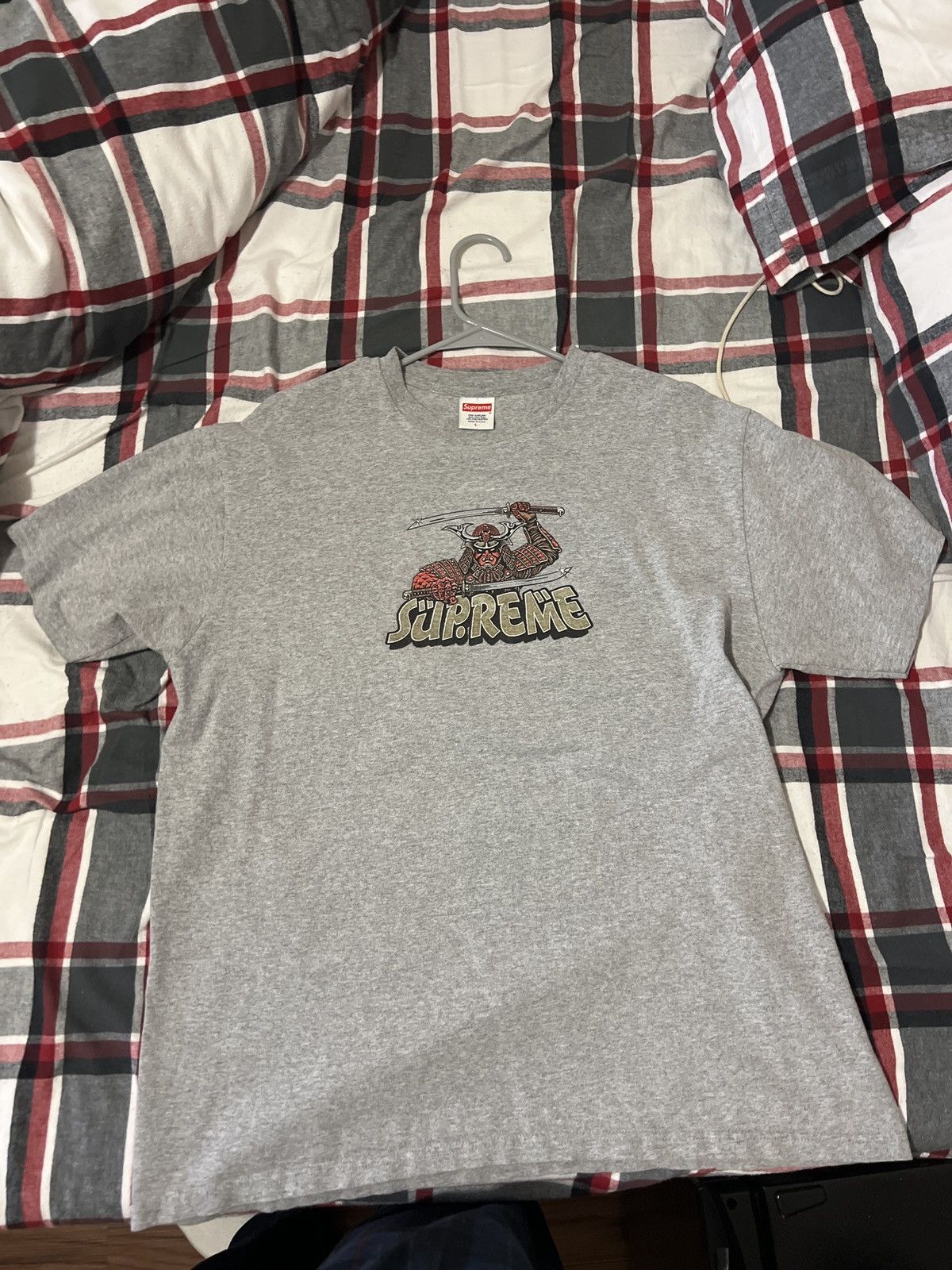 Supreme Supreme samurai graphic tee Size US L / EU 52-54 / 3 - 1 Thumbnail
