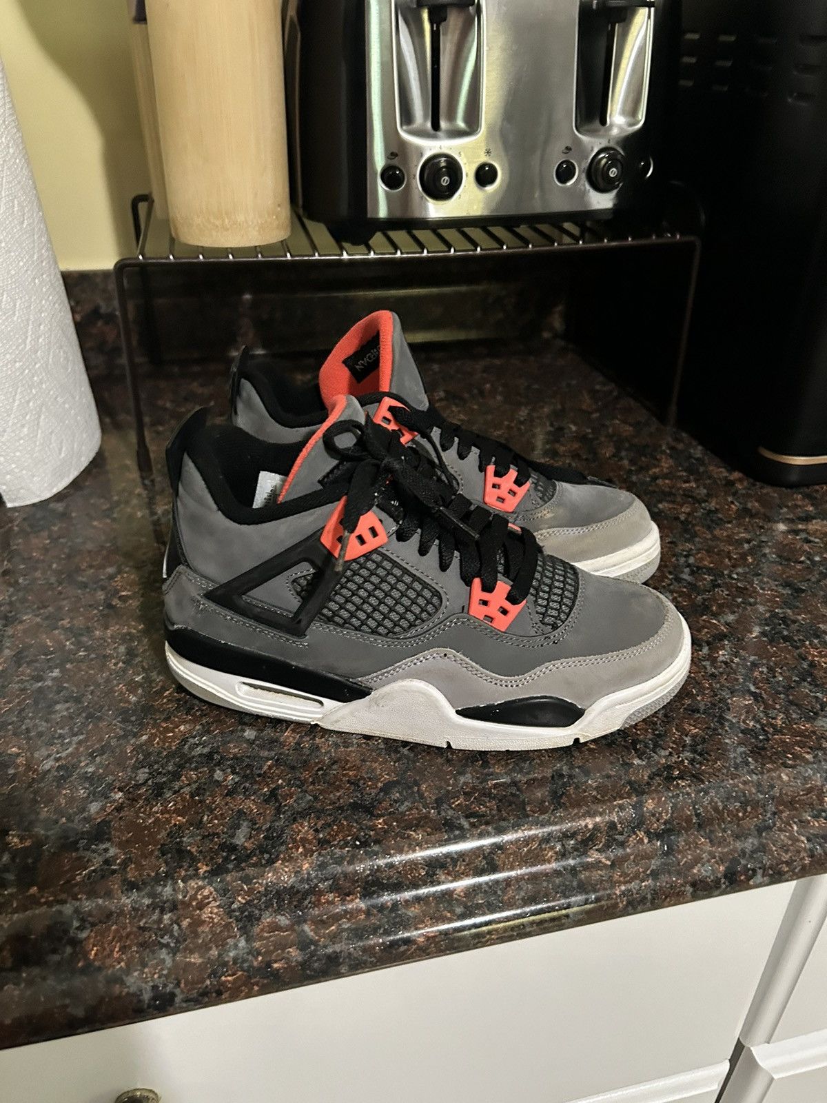 grade school jordan 4