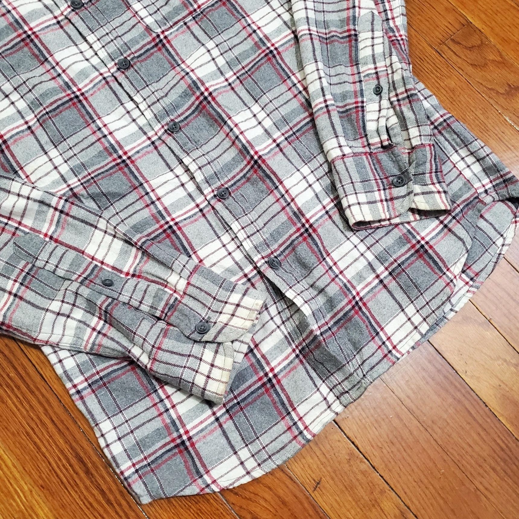 J.Crew J.CREW Shirt Mens Small Gray Red Plaid Flannel Slim Fit Long Sleeve Button Front Size US S / EU 44-46 / 1 - 2 Thumbnail
