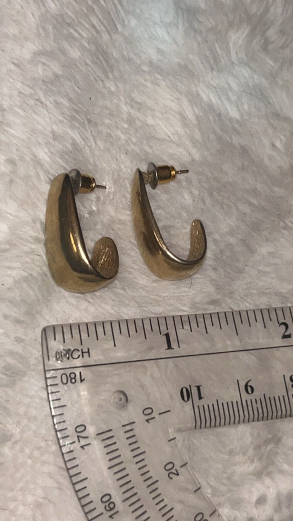 The Unbranded Brand Women's Unbranded Gold Tone Hoop Earrings One Size Size ONE SIZE - 4 Thumbnail