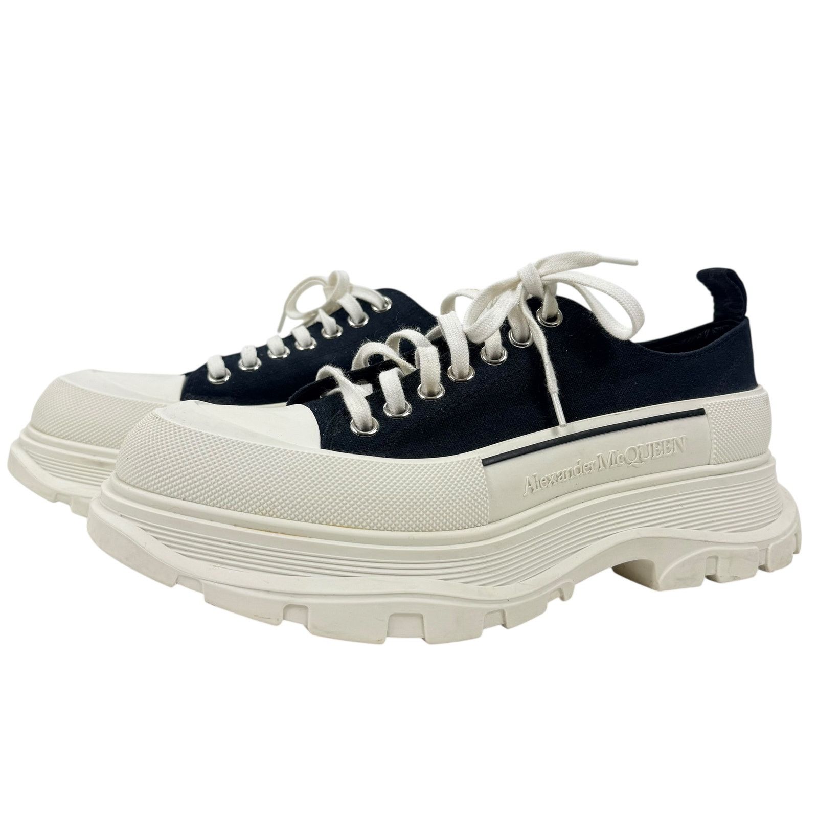 Alexander McQueen Alexander Mcqueen Tread Slick Low Top Sneakers Navy Size 44 Size US 11 / EU 44 - 3 Thumbnail