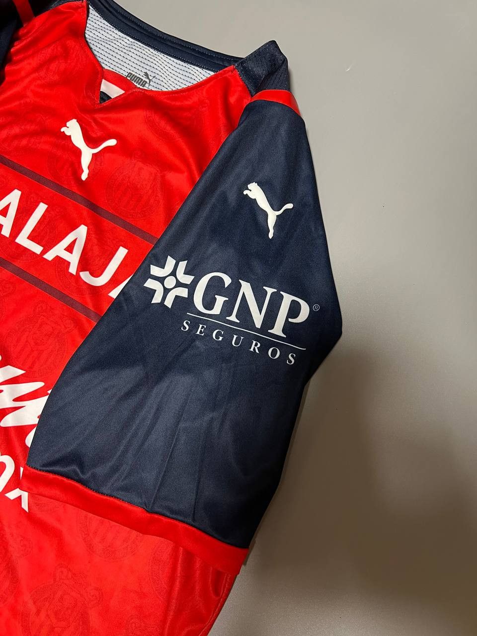 Puma Club Deportivo Guadalajara 2021-22 Football Soccer Jersey Size US XXL / EU 58 / 5 - 3 Thumbnail