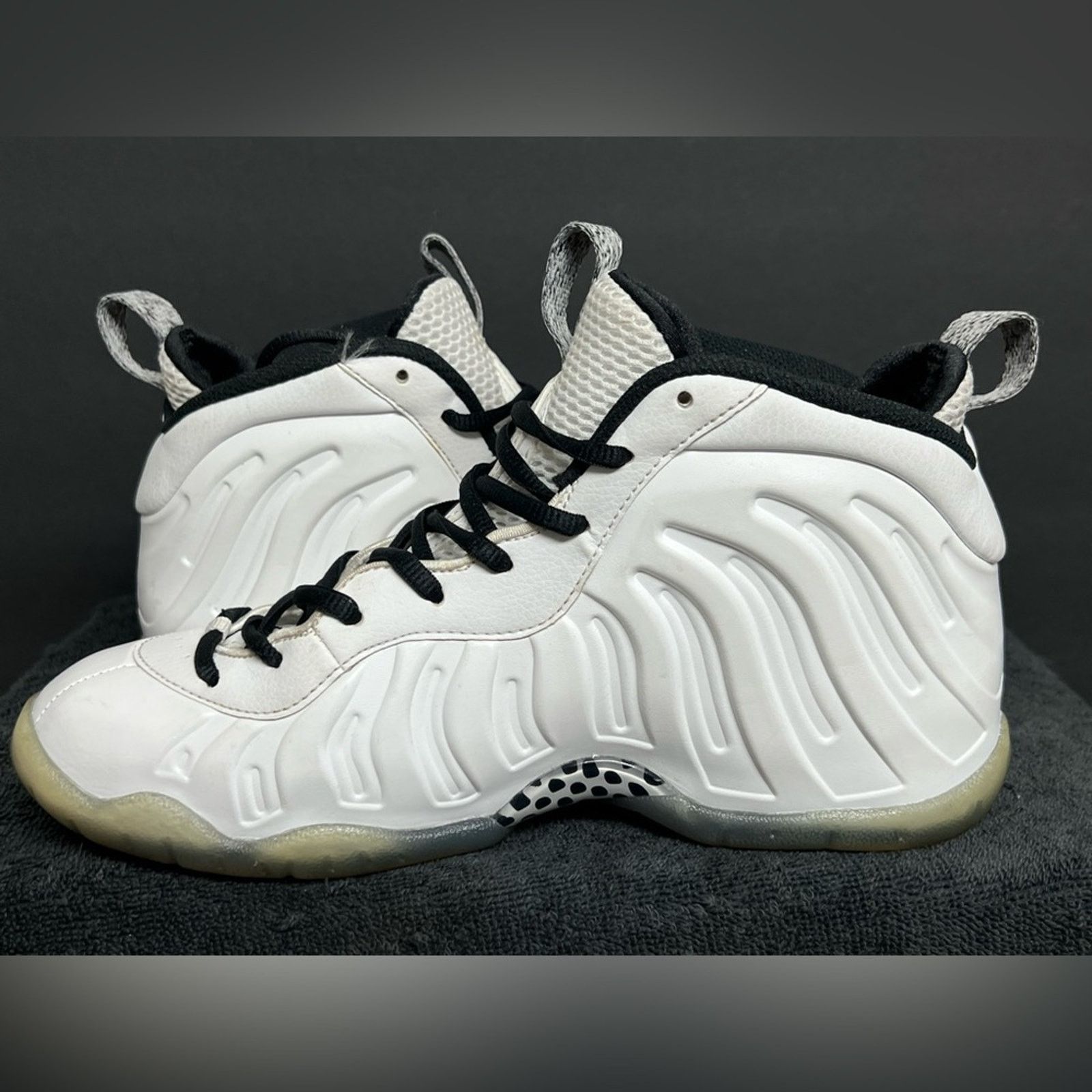 Nike Nike Little Posite One GS Foamposite Shoes 6.5Y Women's 8 Size US 8 / IT 38 - 4 Thumbnail