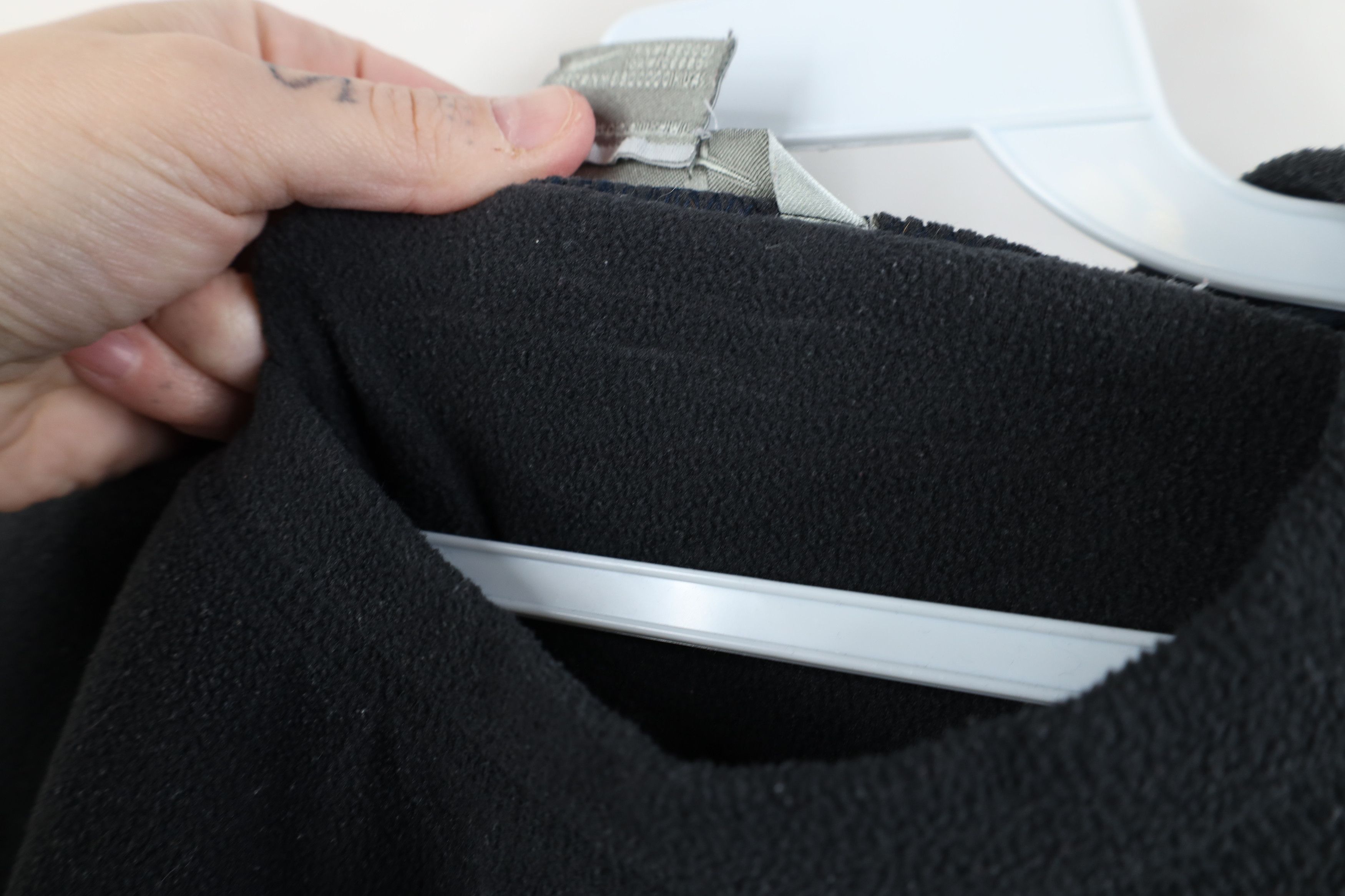 Nike Vintage Y2K Nike Mini Swoosh Fleece Crewneck Sweater Black Size US L / EU 52-54 / 3 - 7 Thumbnail