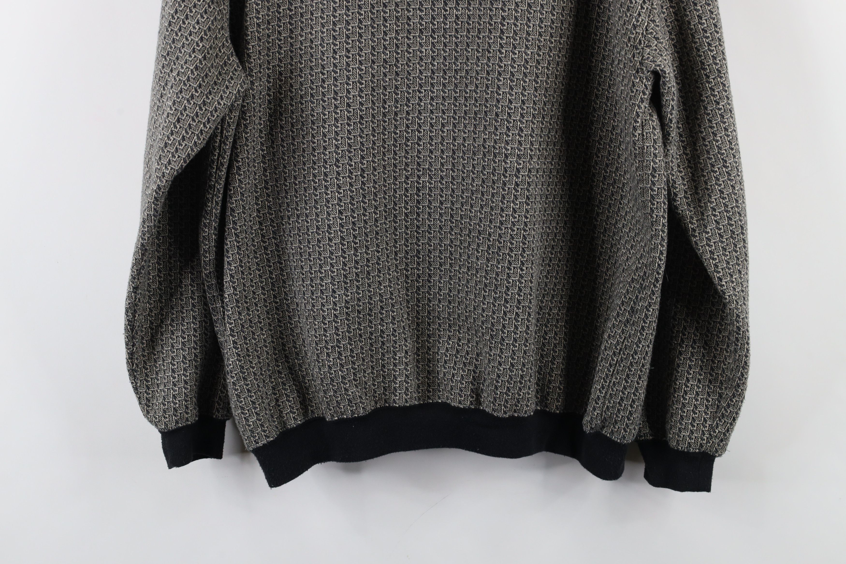 Vintage Vintage 90s Streetwear Faded Geometric Collared Sweatshirt Size US M / EU 48-50 / 2 - 10 Thumbnail