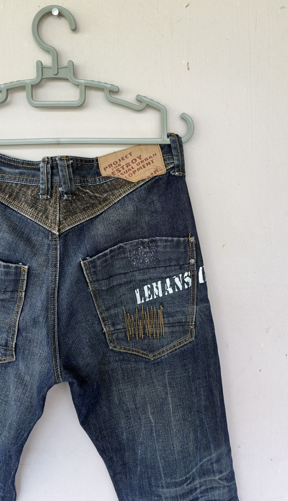 Japanese Brand Japanese Le Mans Streetwear Distressed Denim Size US 32 / EU 48 - 11 Thumbnail