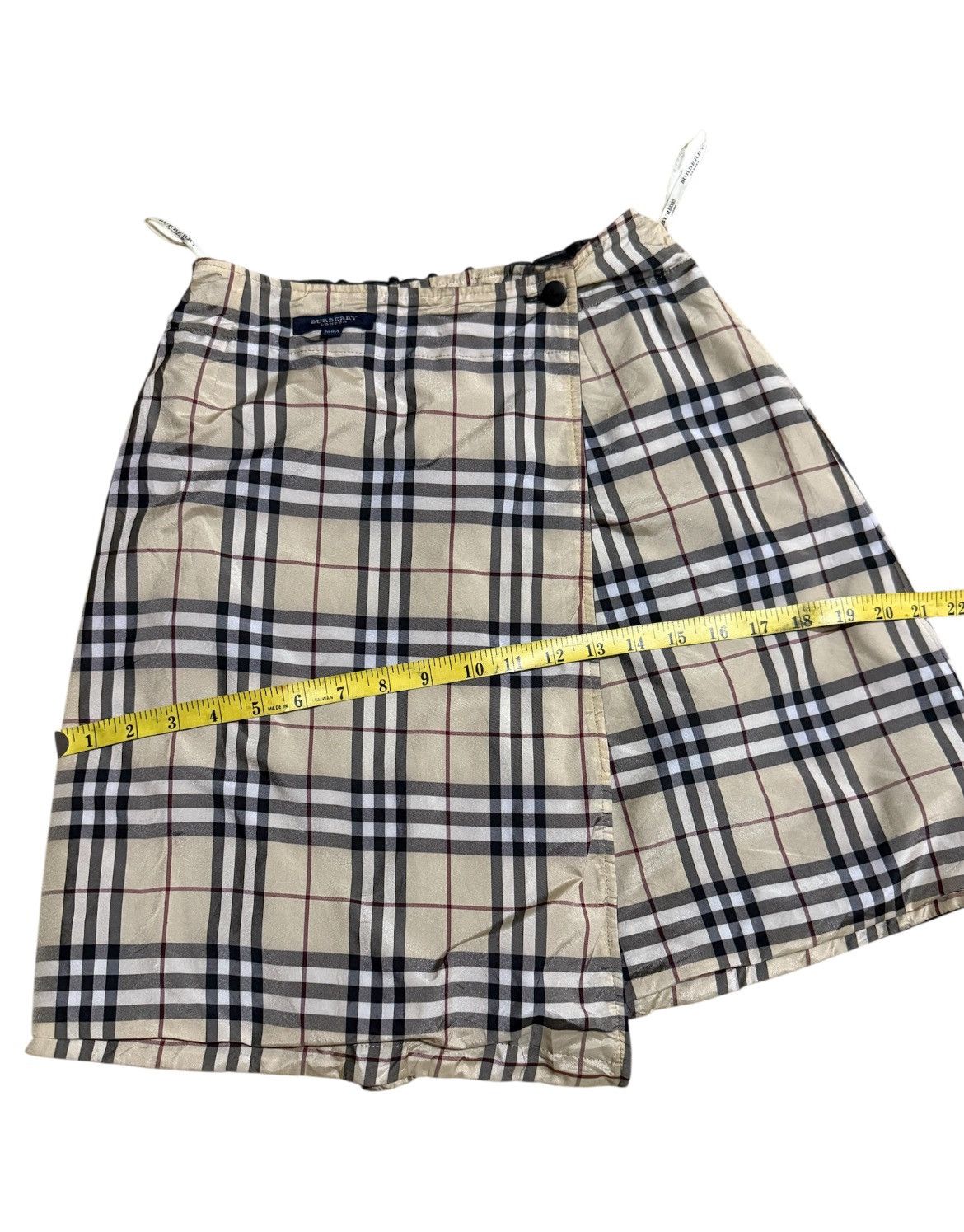 Burberry BURBERRY LONDON MINI SKIRT Vintage Size 32" / US 10 / IT 46 - 11 Thumbnail